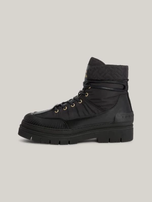Botas de cano alto com cadarço e monograma TH