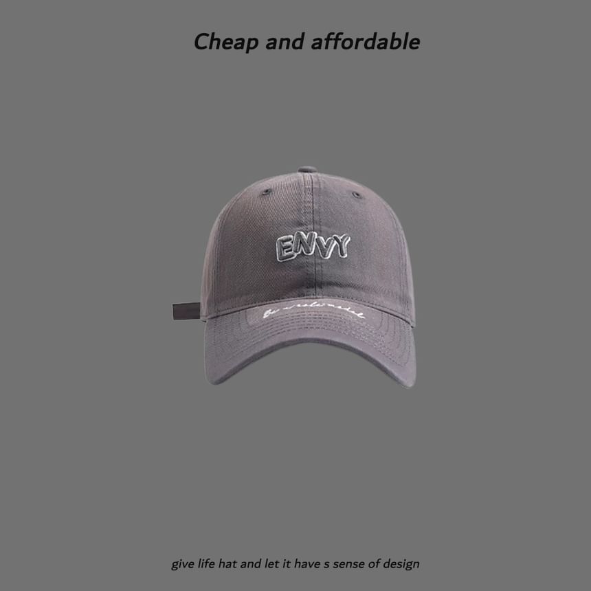 Alpha Kiss - Belettering Cap