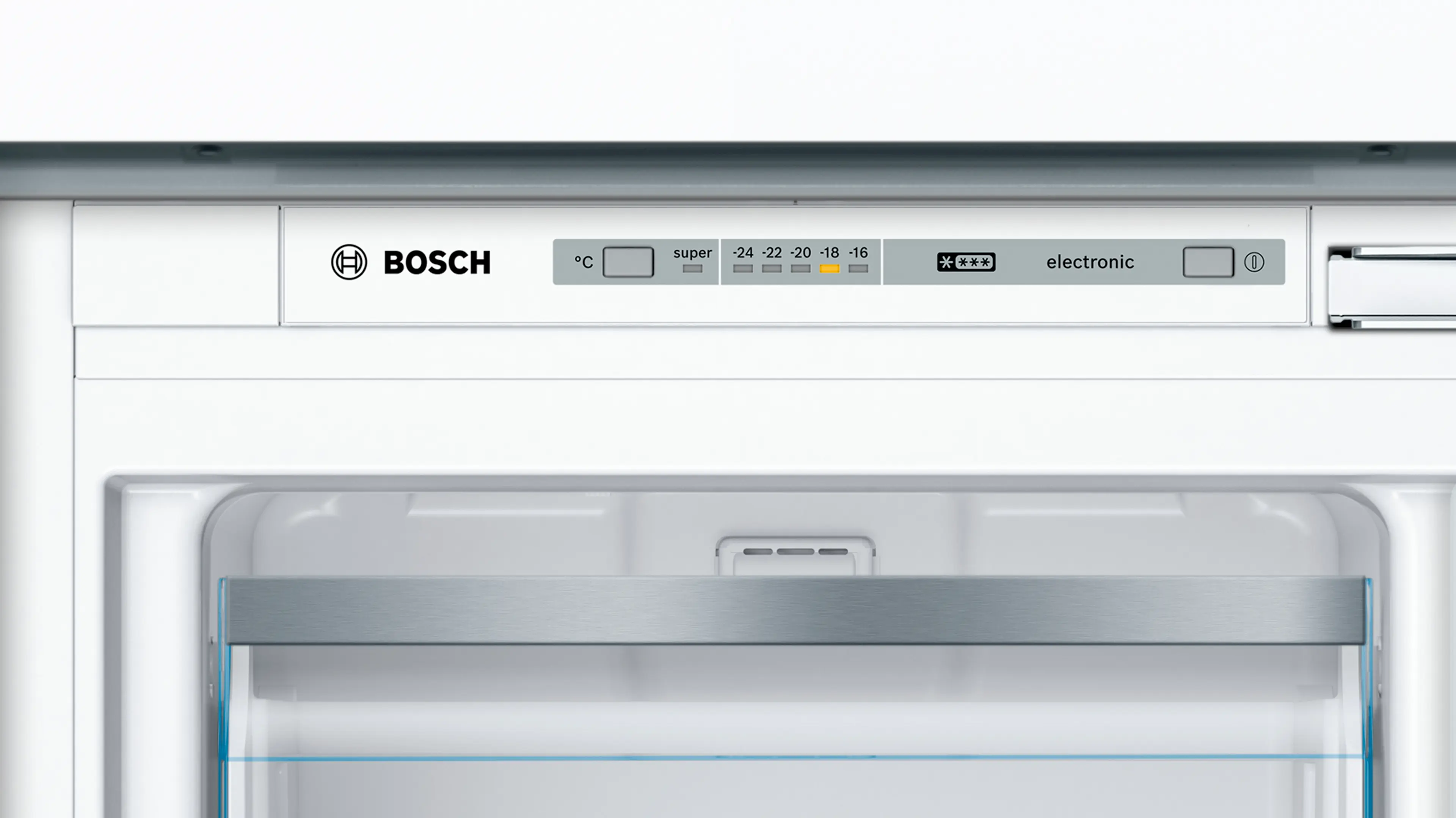 Serie 6 Inbouw vriezer 87.4 x 55.8 cm Vlakscharnier met SoftClose