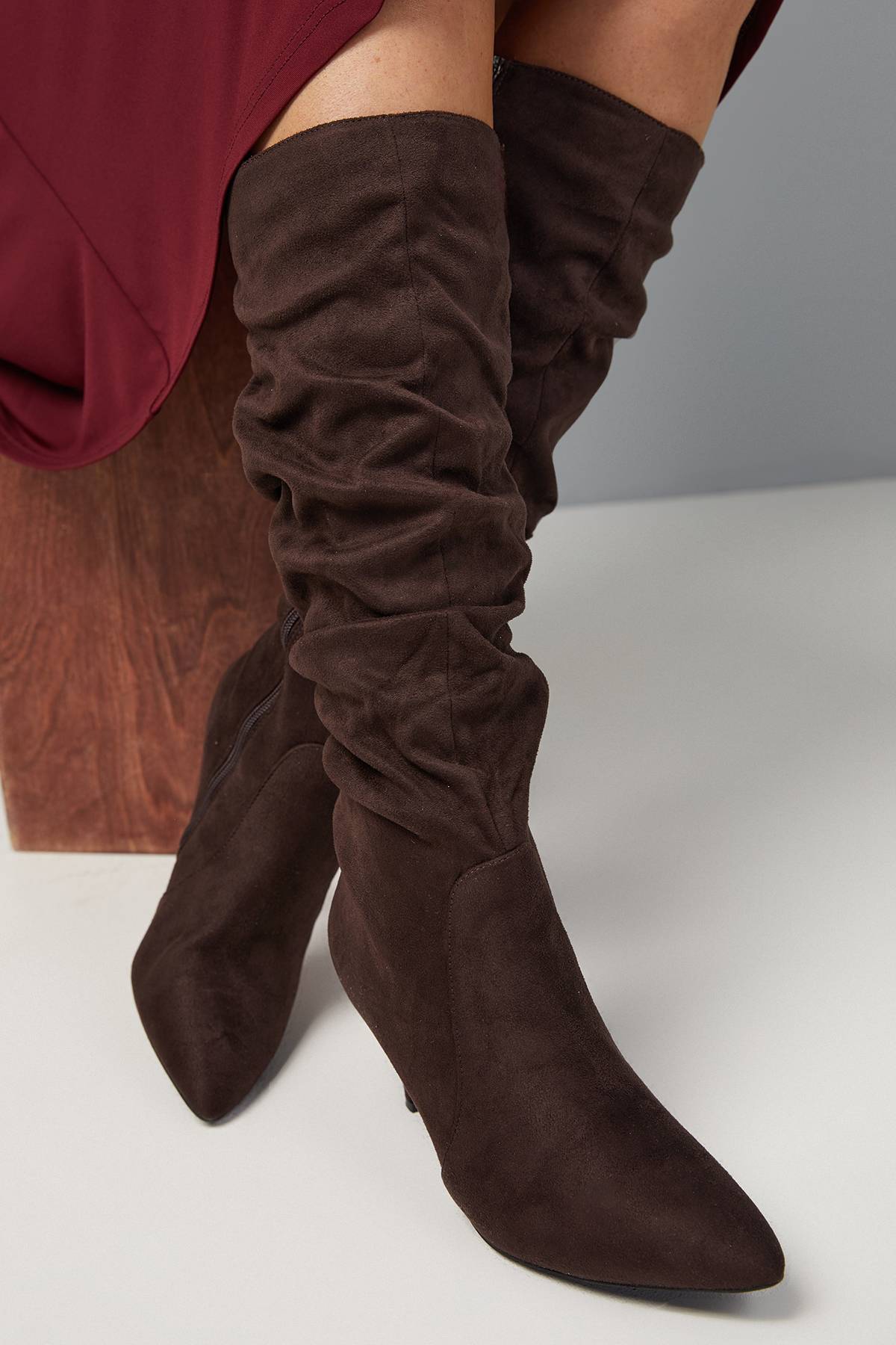 Wallis Bottes Montantes Pointues à Talon Moyen Hista Froncées