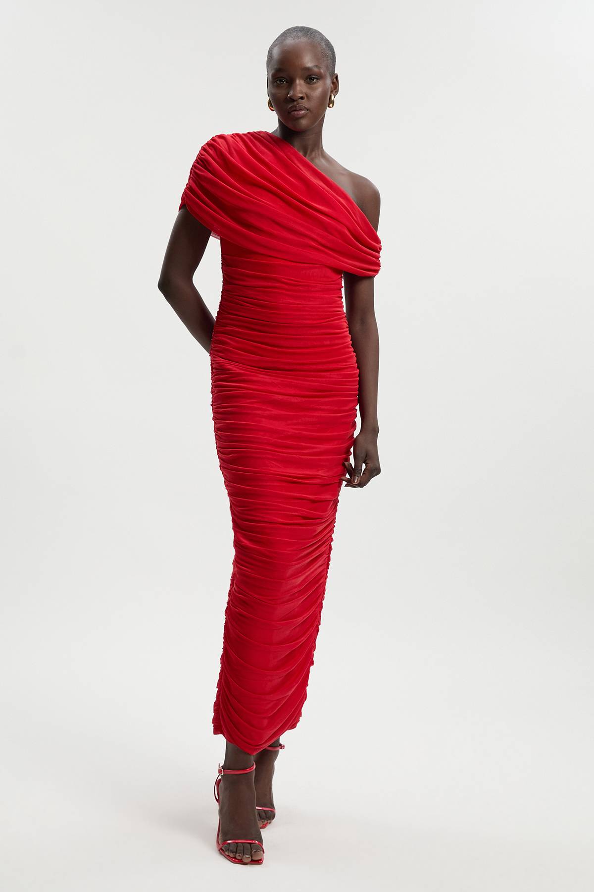 KarenMillen Robe Longue Tricotée à Col Asymétrique avec Détails Mesh et Bandage
