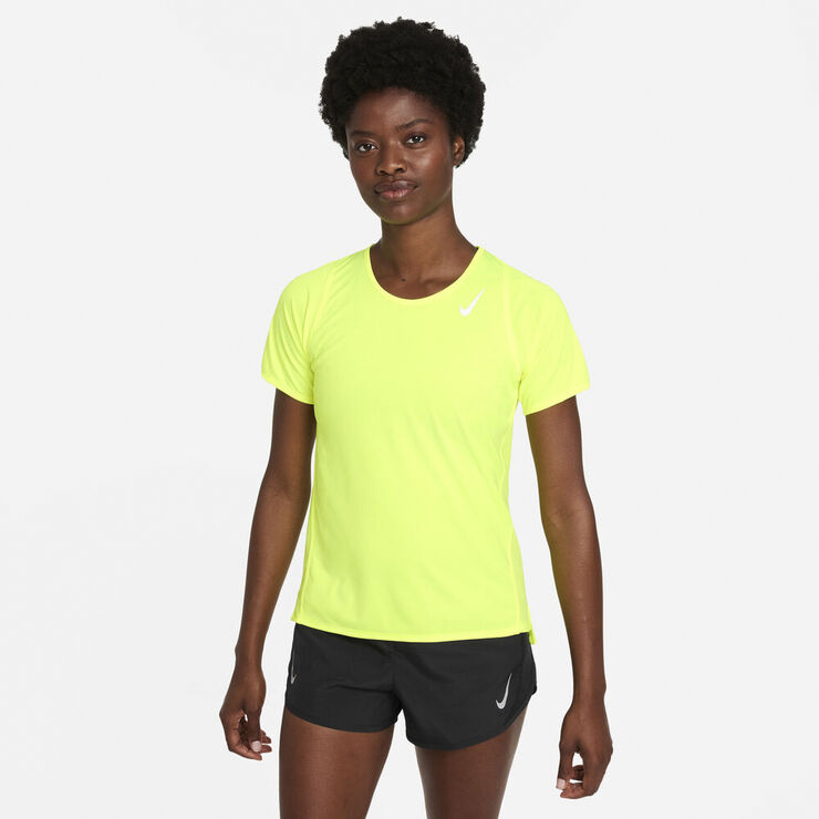 Nike Dri Fit Race Lobe T Shirt Gul
