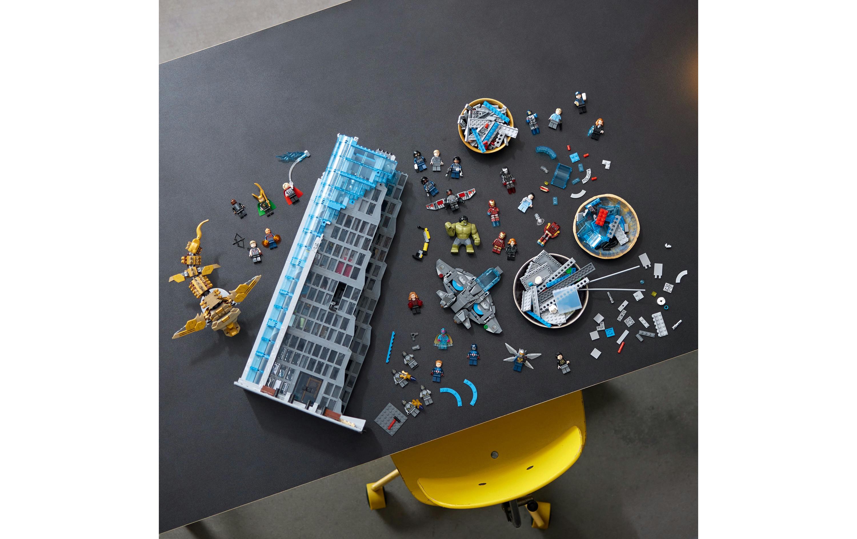 Marvel Avengers Tower 76269<br>Monumentales Modell zum Bauen, Spielen und Ausstellen