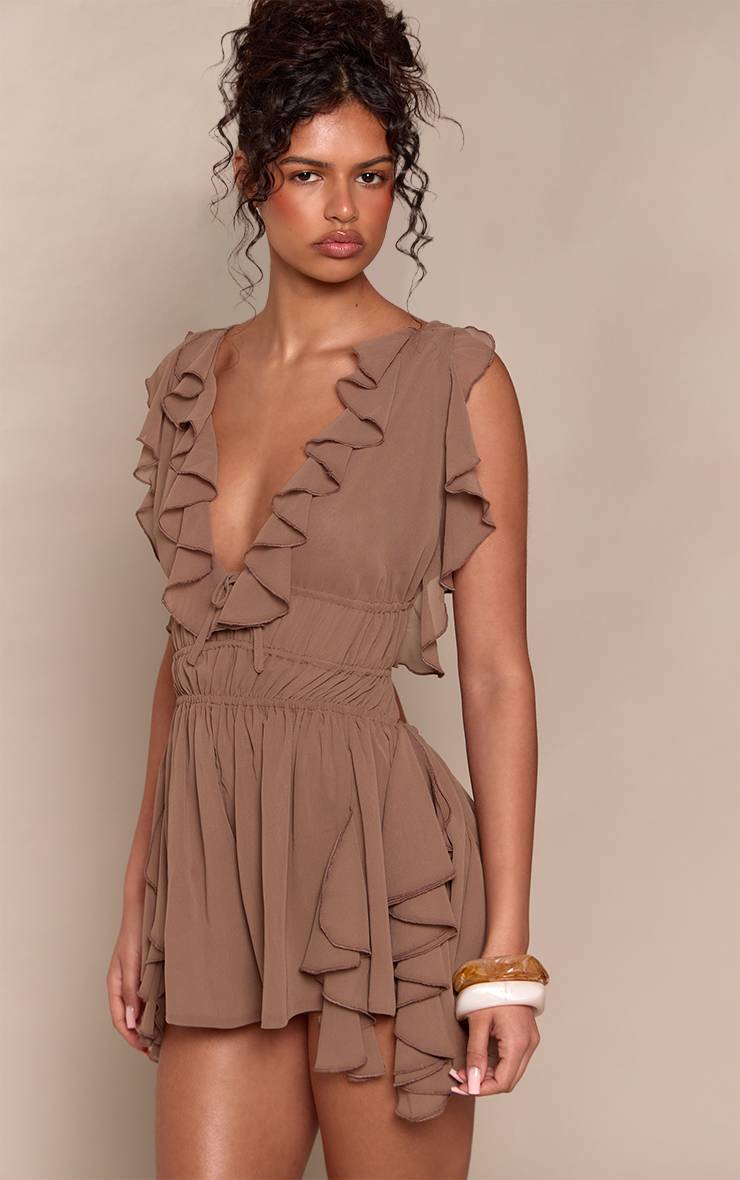 Champignon Combi-short En Mousseline À Décolleté Plongeant Avec Détails Volantés