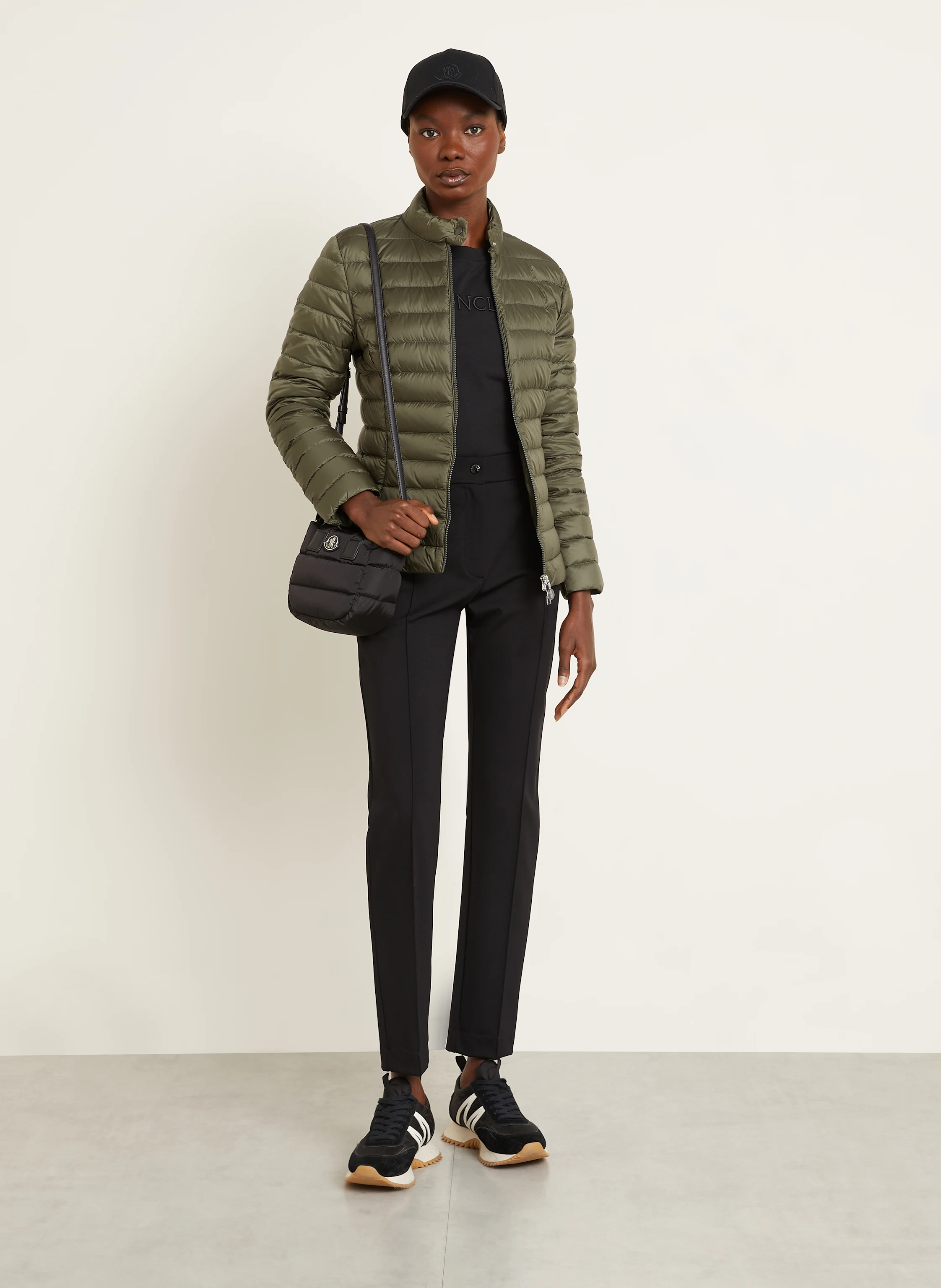 MONCLER Daunenjacke IGELLE