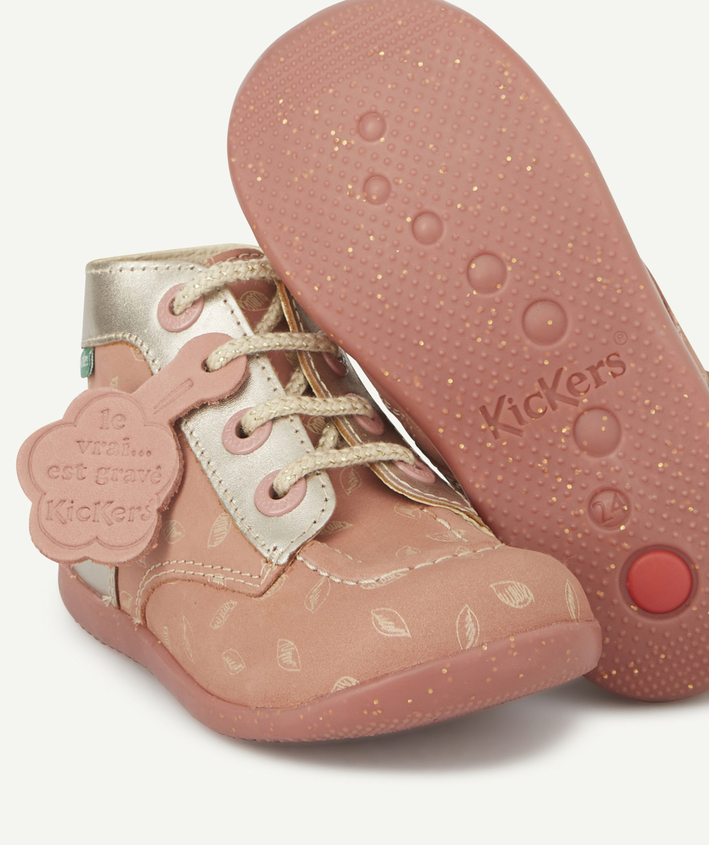 KICKERSBOTTINES BÉBÉ FILLE EN CUIR ROSE ET COULEUR ARGENTÉE AVEC FEUILLES