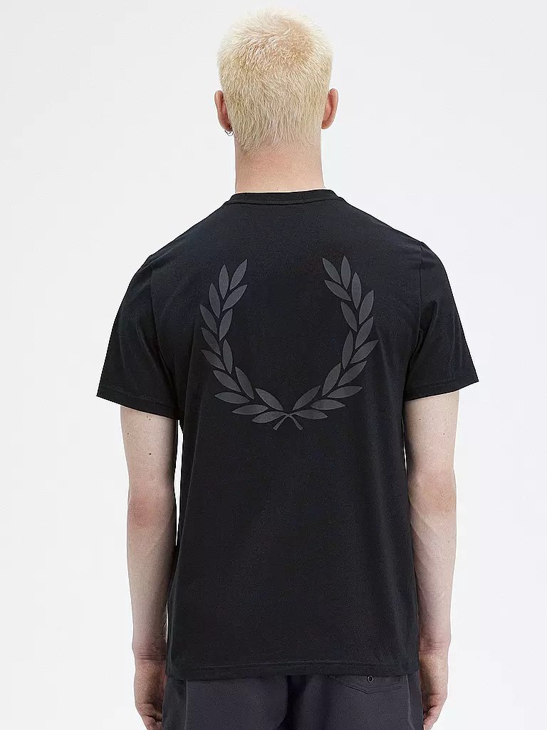 FRED PERRY T-Shirt schwarz