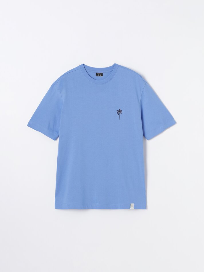 Camiseta bordada - Índigo lavado