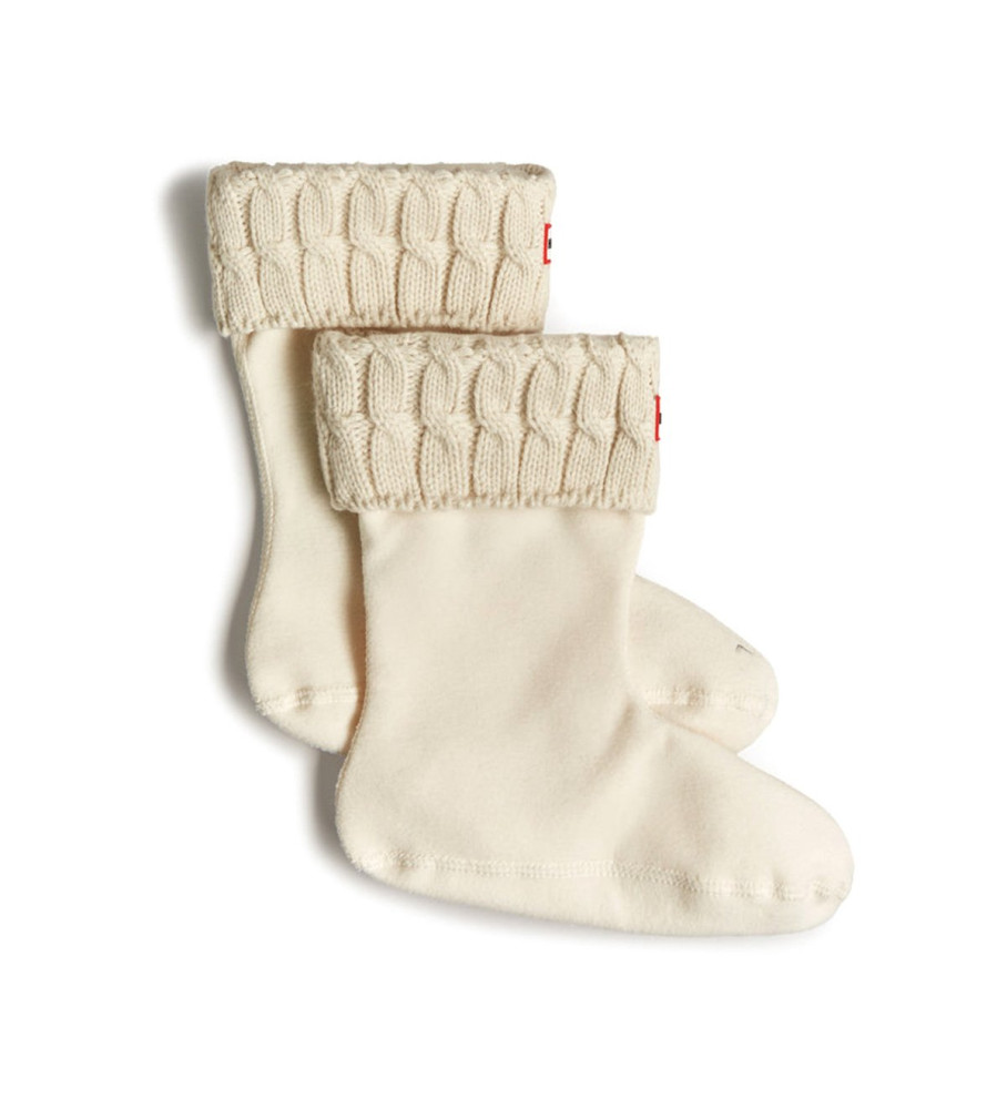 Meias curtas Hunter com punho em formato de oito, cor off-white.