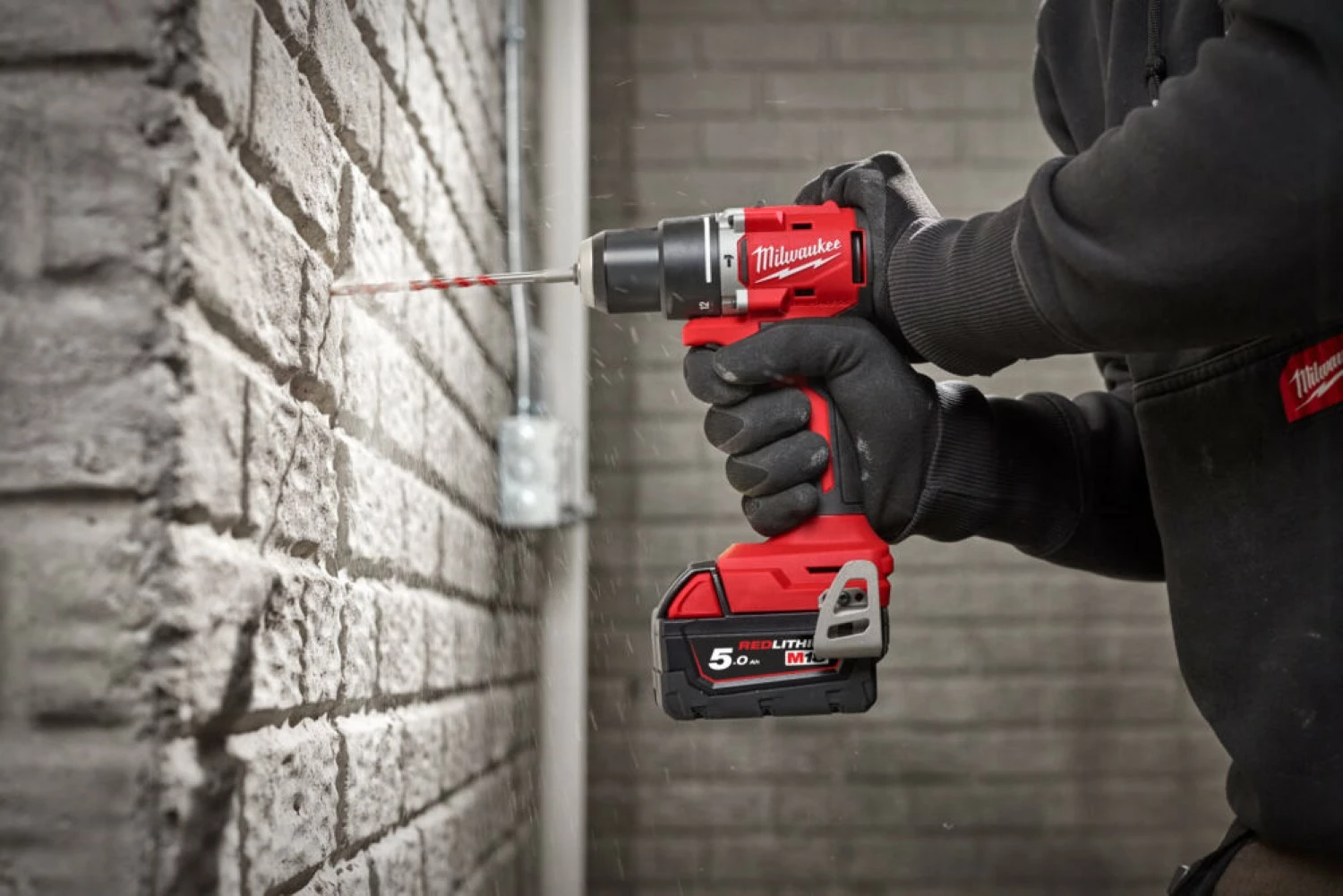 Milwaukee M18 BLDDRC-502C 18V Li-ion accu boor-/schroefmachine (2x 5.0Ah accu) set in koffer