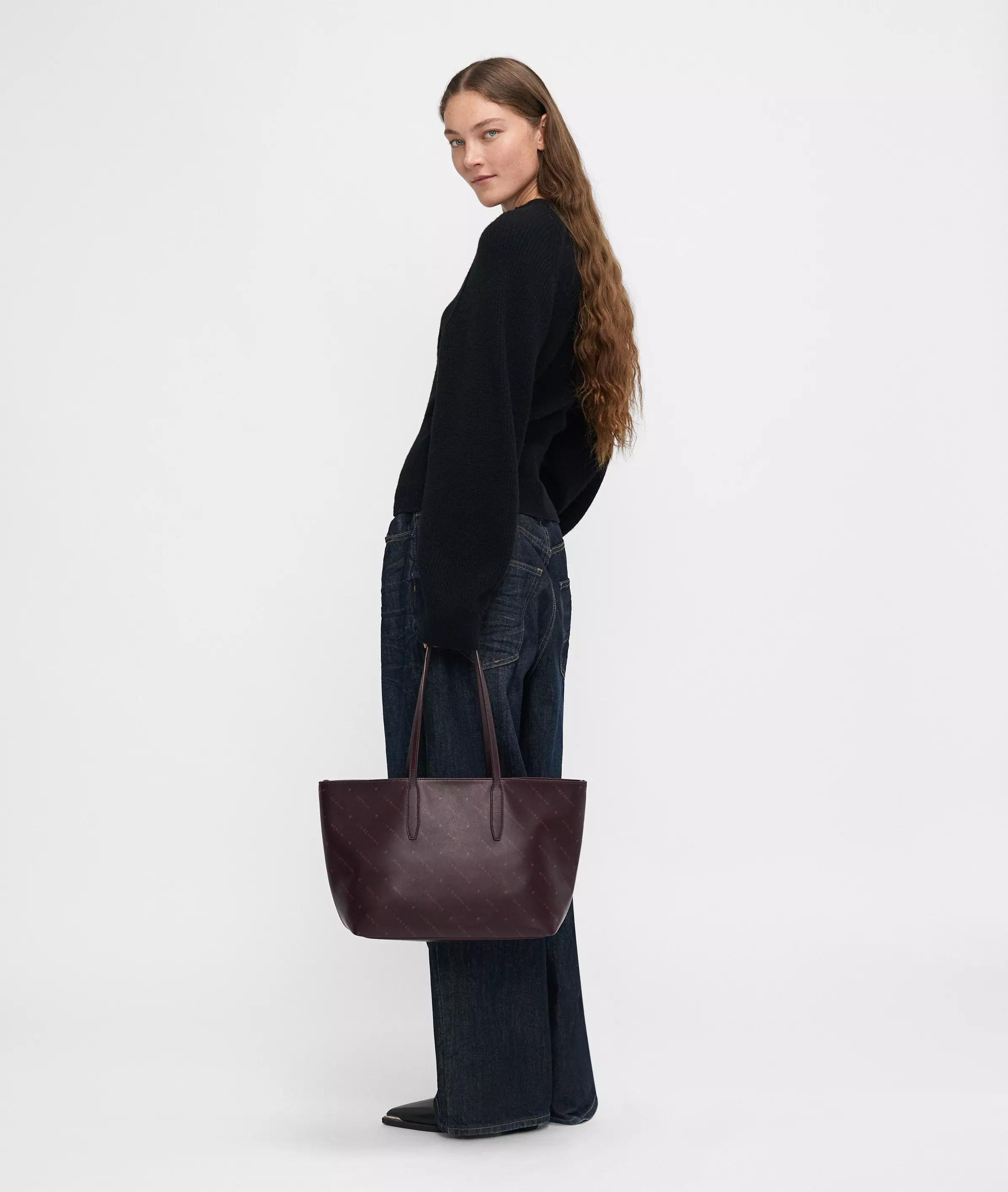 Monogram Shopper M Nappa leather shopper with Liebeskind Berlin lettering
