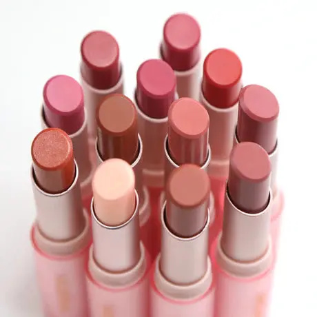 Signature Lipstick 014 Glowing Champagne
