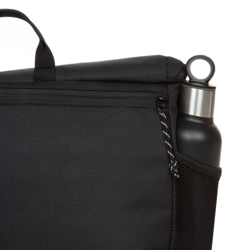 Eastpak<br>Skuldertaske Courier Pro 16