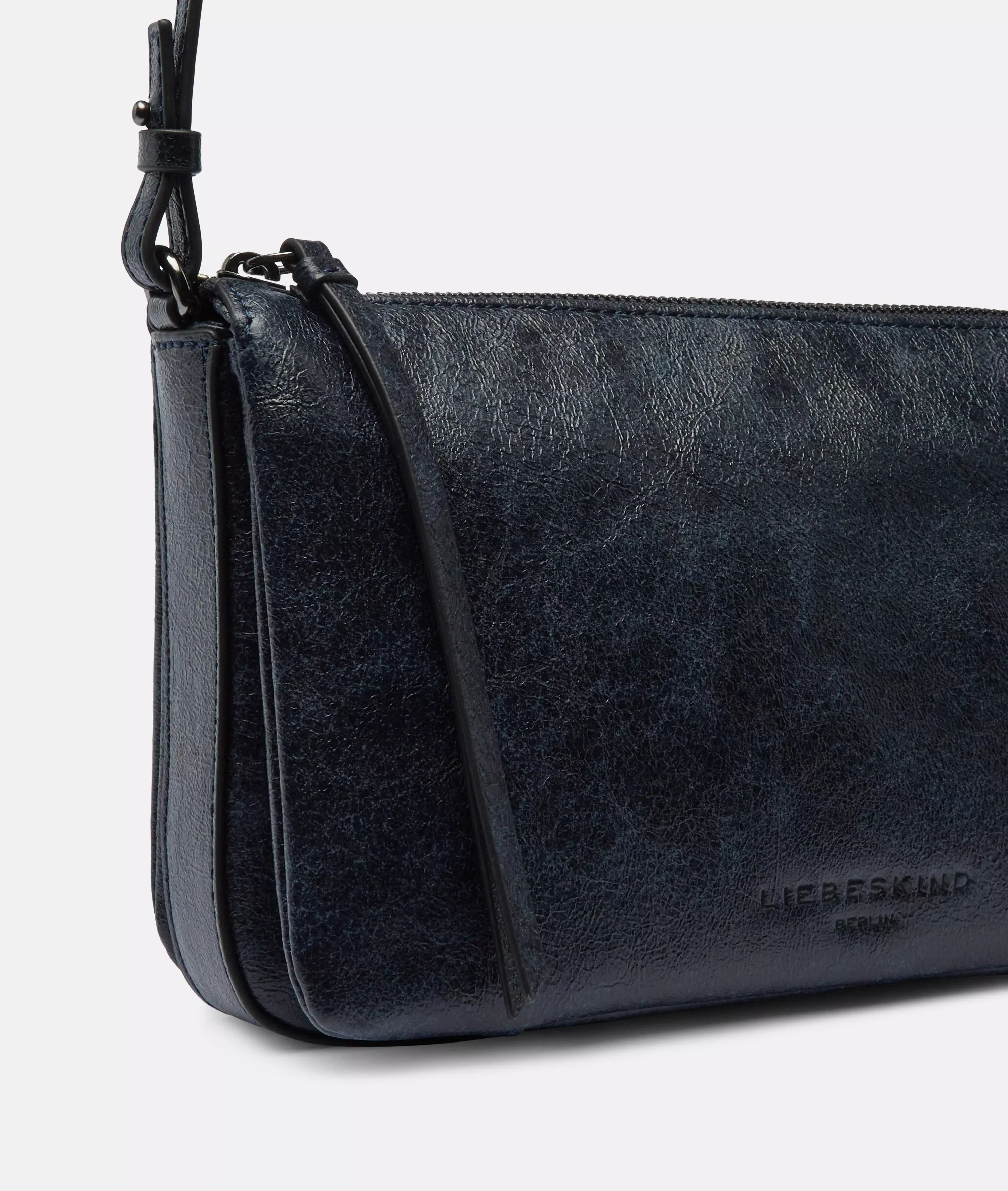 Crossbody Handy shoulder bag made from faux leather in a vintage look