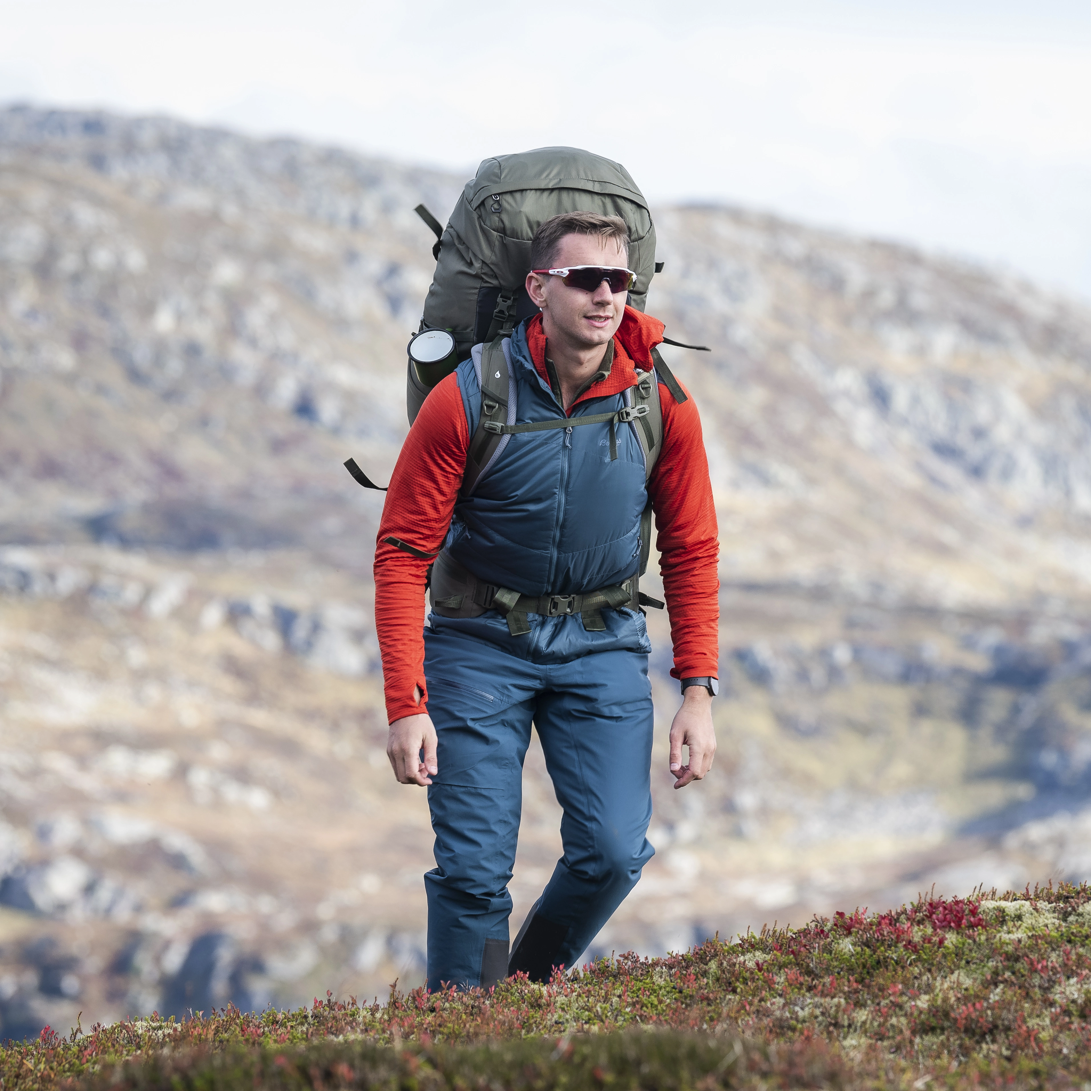 Rabot Insulated Hybrid Vest Men Orion Blue