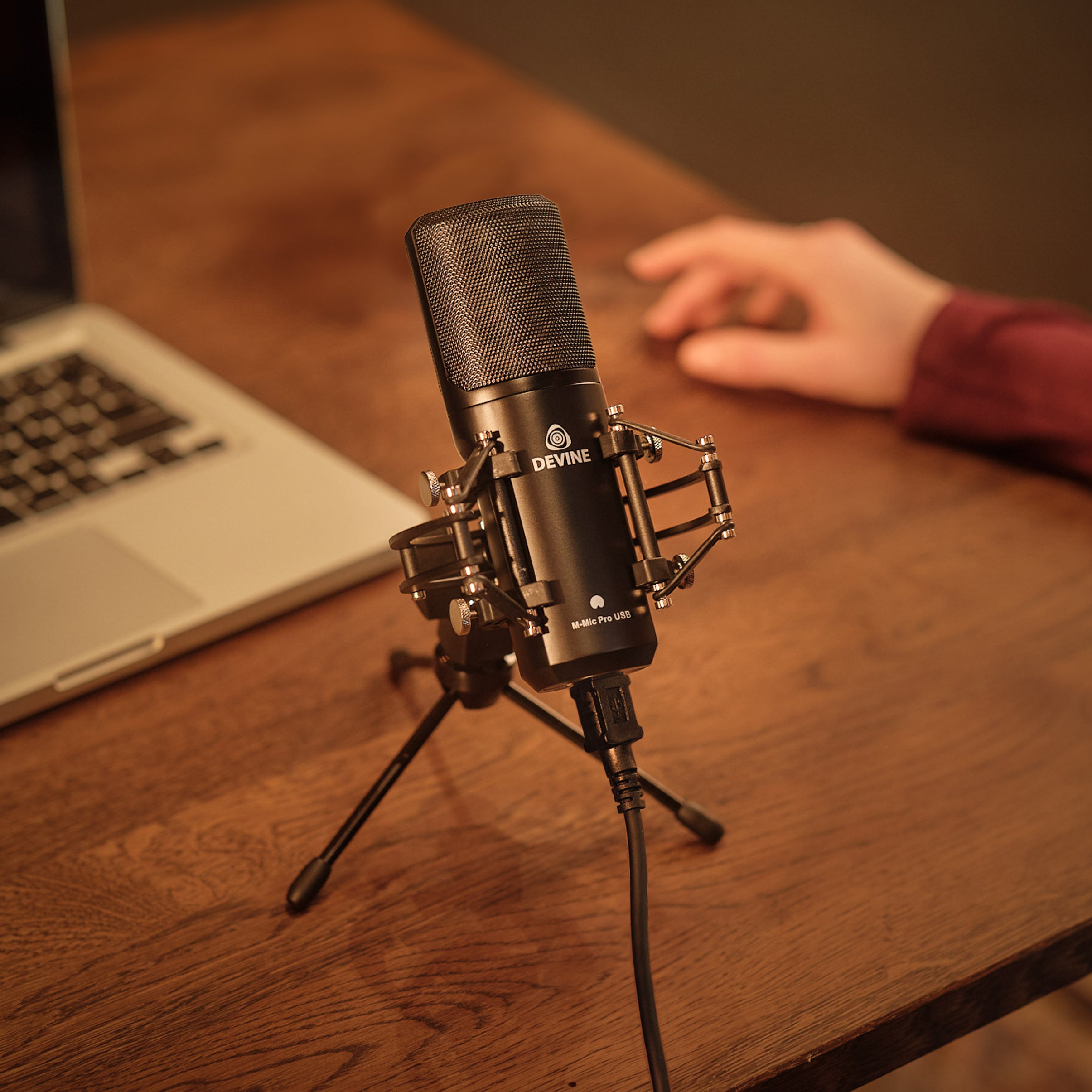 Devine set M-Mic PRO USB microfoon en SPS 100 popfilter