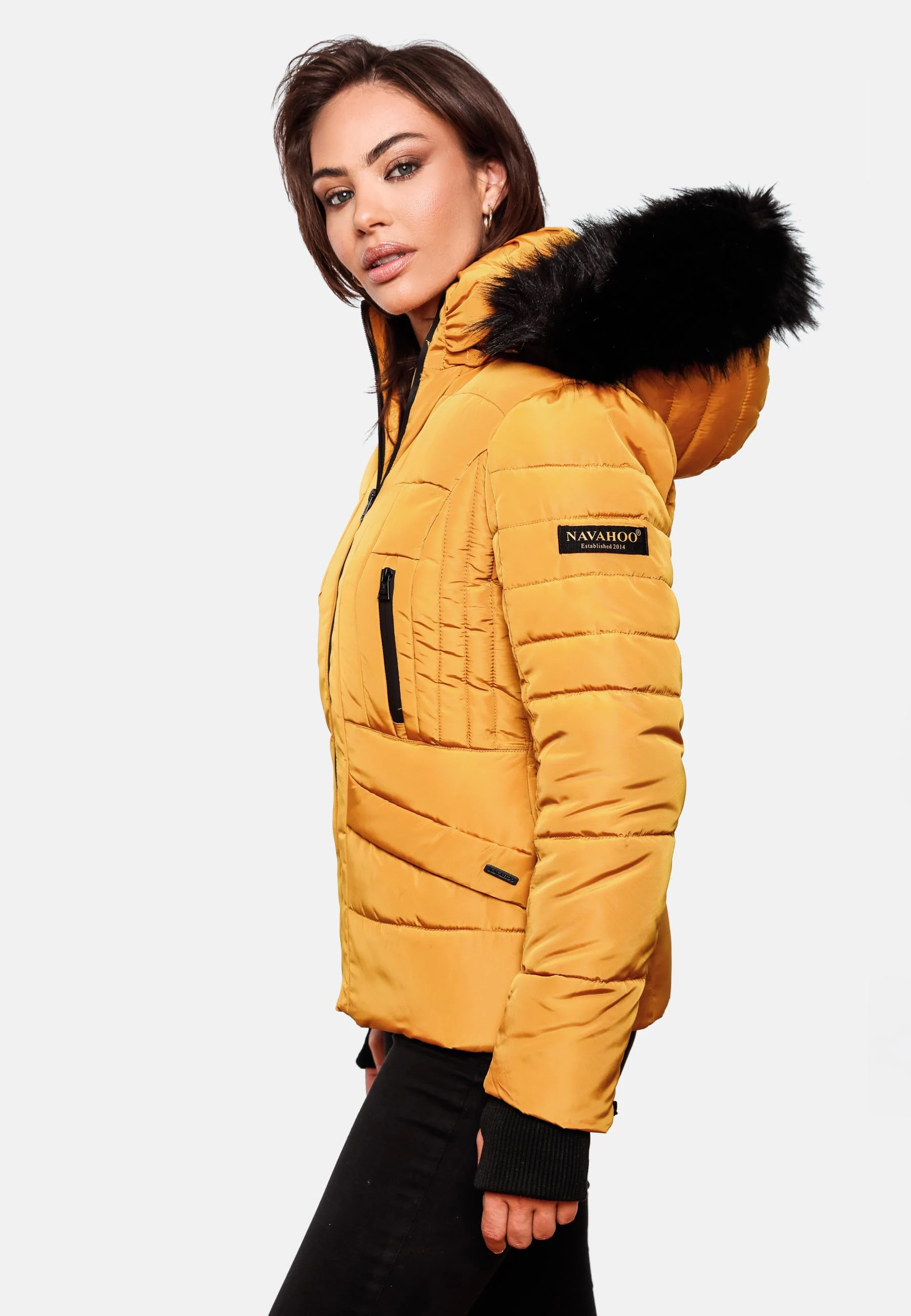 NAVAHOO Damen hochwertige Steppjacke Winterjacke mit edler Kunstfell- Kapuze Adele