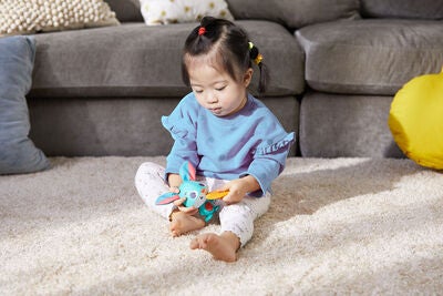 Tiny Love Wonder Buddies Aktivitetsleksak Thomas Rabbit