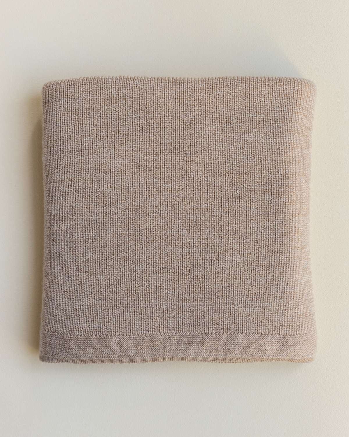 Babyteppe Ull, Medium Tykt – 100% Merino, Ubehandlet | Felix, Sand