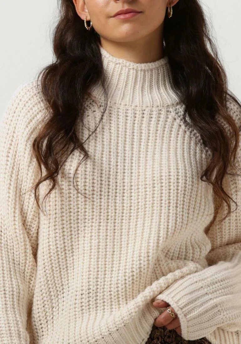 NOTRE-V gebroken wit notre-v trui heavy knit top