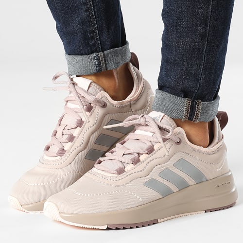 Baskets Femme Fukasa Run HQ1733 Worn Taupe Taupe Metallic