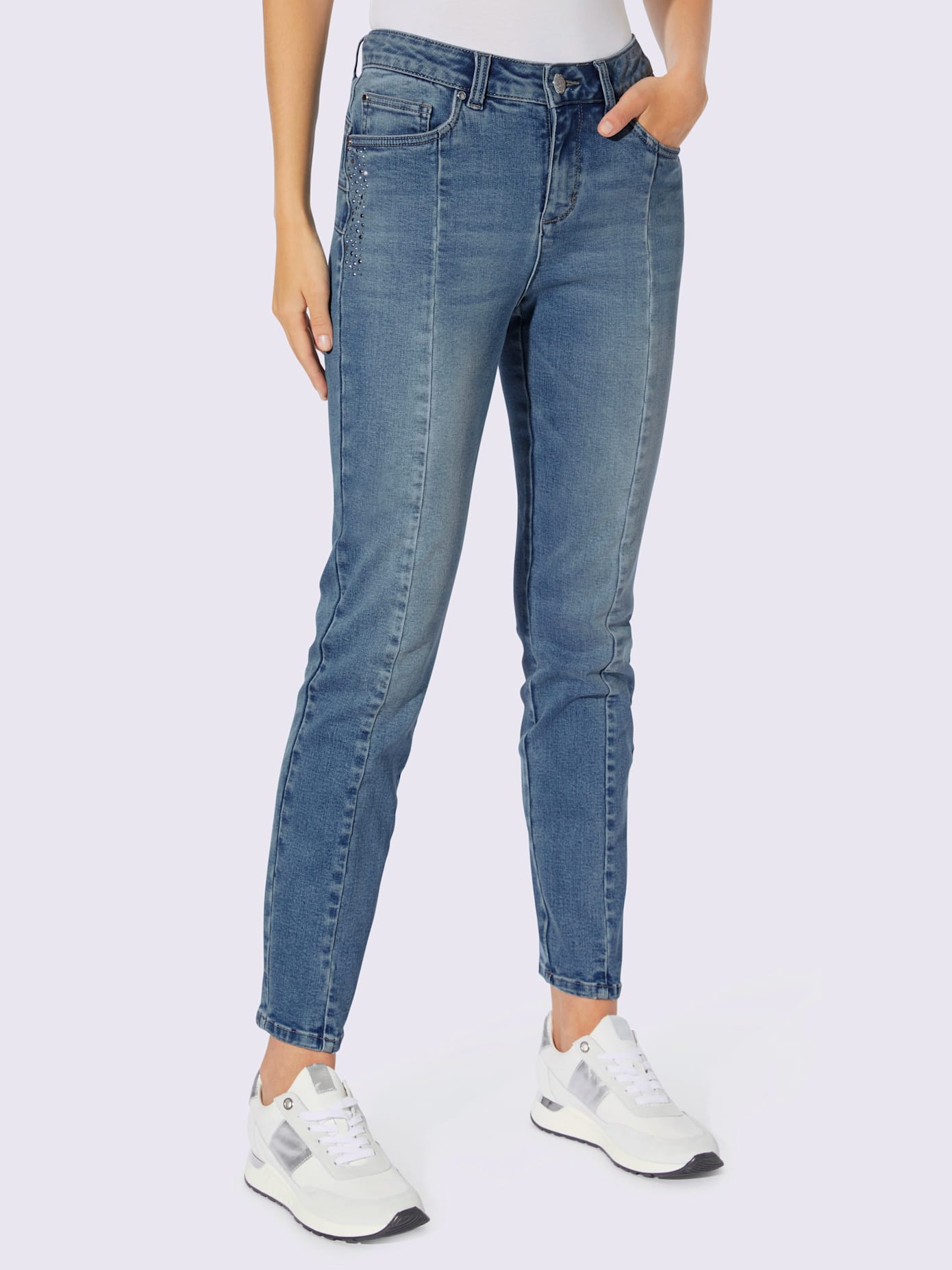 Jean push-up petites pierres fantaisie