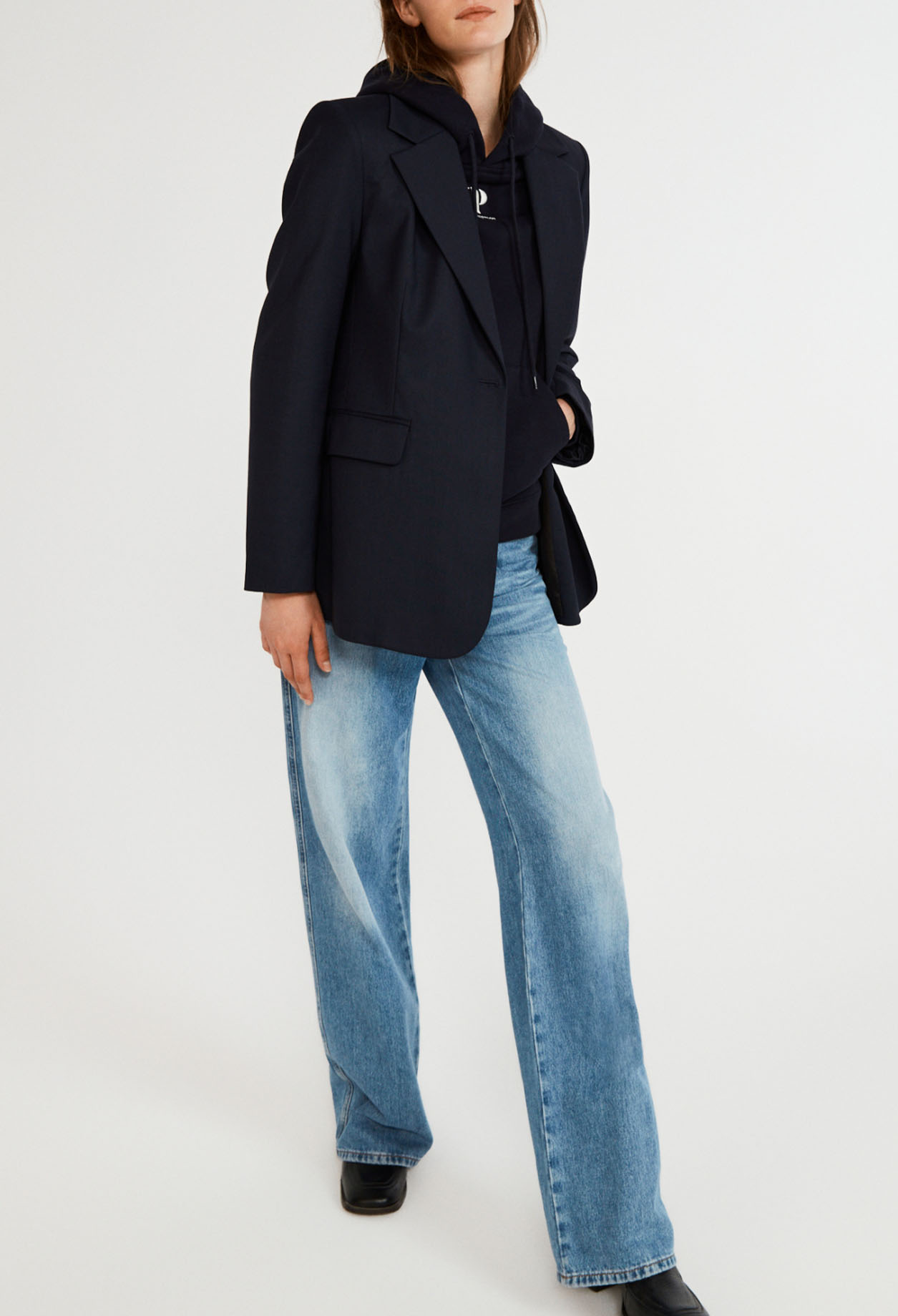 Veste en laine tra&ccedil;able
