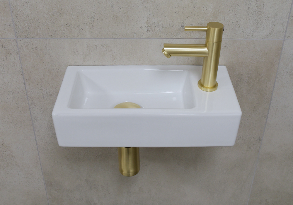 Mueller Mini Rhea fonteinset met gouden kraan en toebehoren rechts