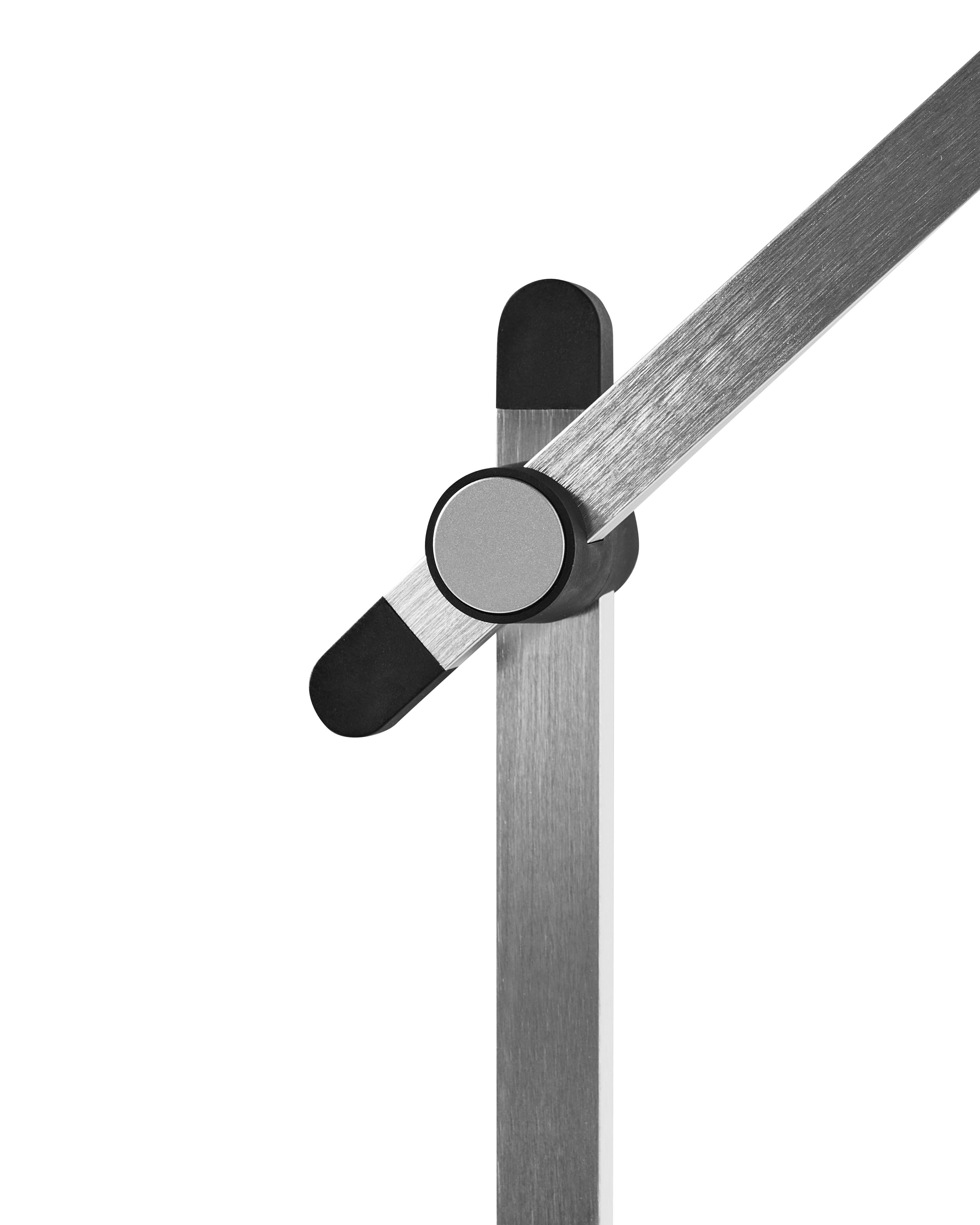 LED bureaulamp HYDRUS met dimmer Zilver