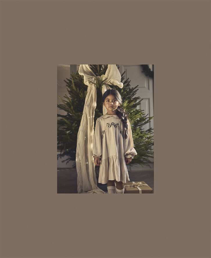 Lil' Atelier NMFSAFRON LS DRESS LIL Pumice stone