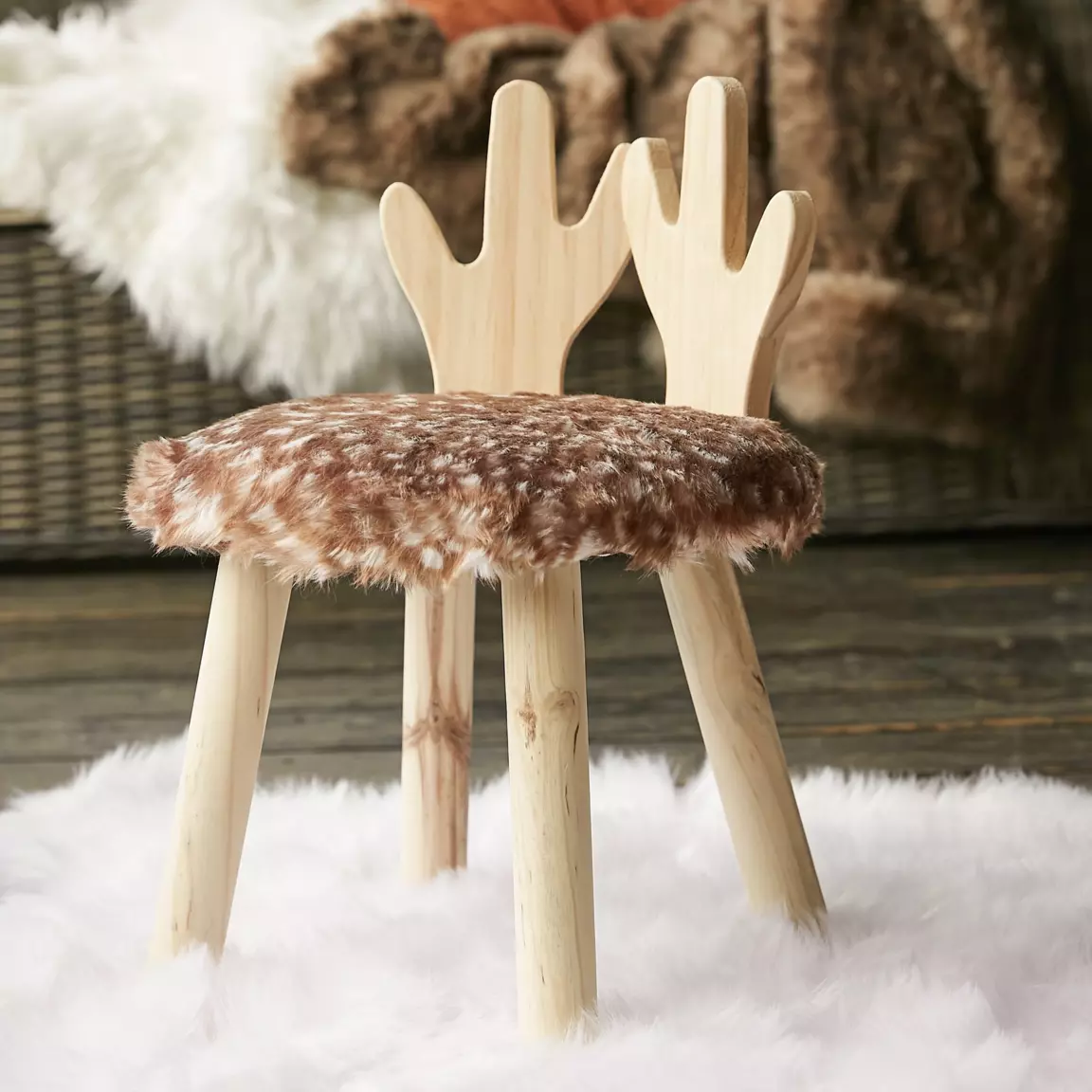 Tabouret enfant bois et fausse fourrure (H38 cm) Cerf Marron
