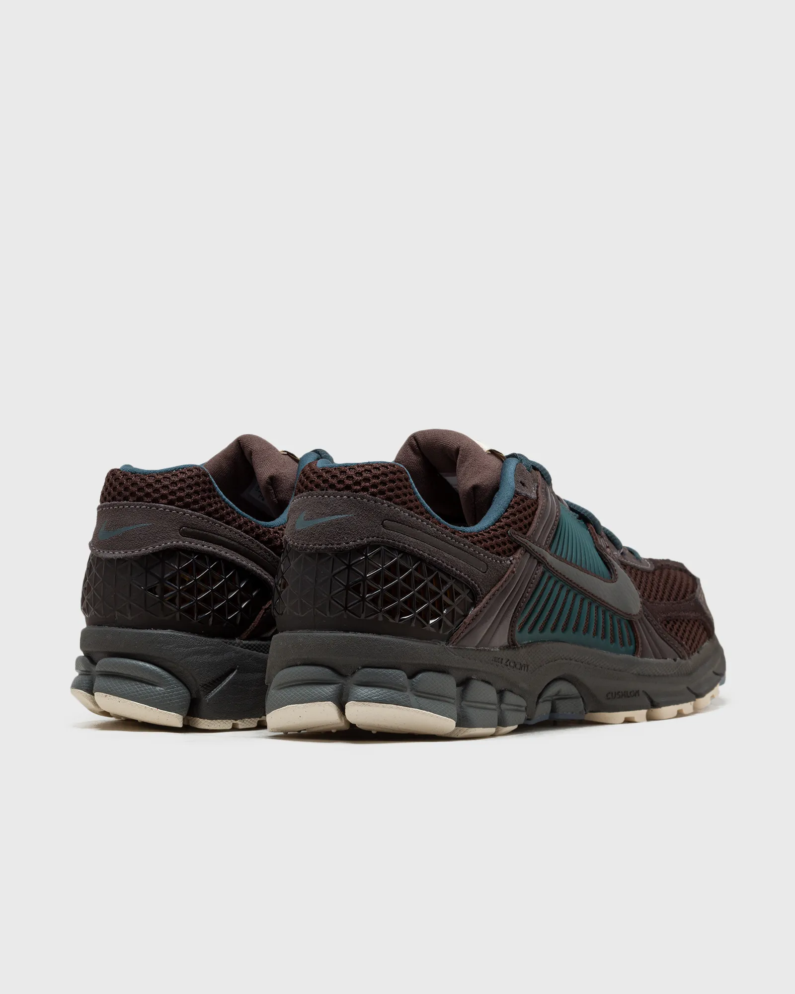 Nike ZOOM VOMERO 5 PRM