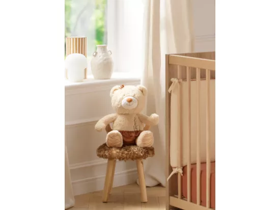 Peluche ours beige avec détails brodés