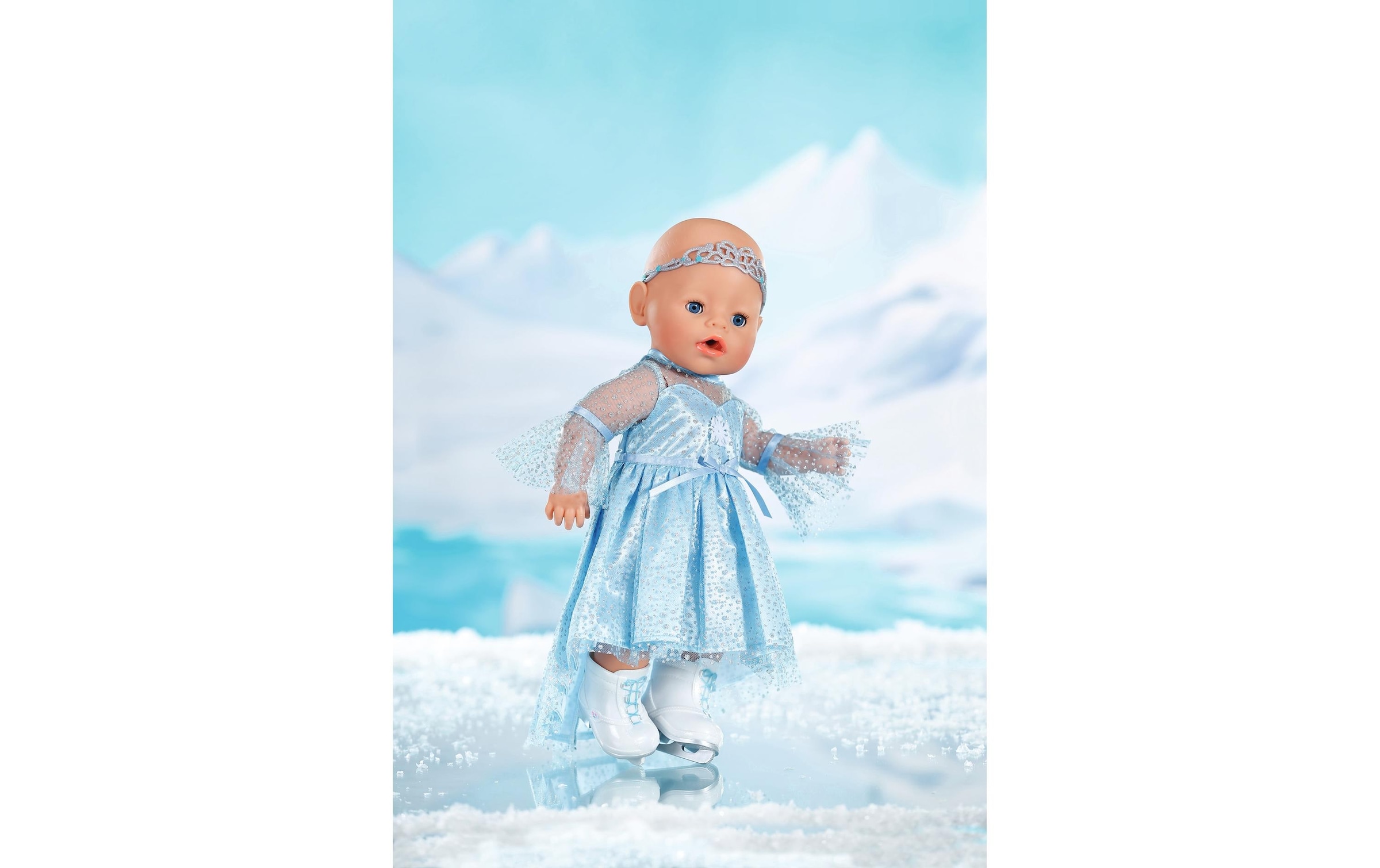 Baby Born Puppenkleidung »Eisprinzessin Set 43 cm« Passende Schlittschuhe und ein Diadem sind ebenfalls enthalten