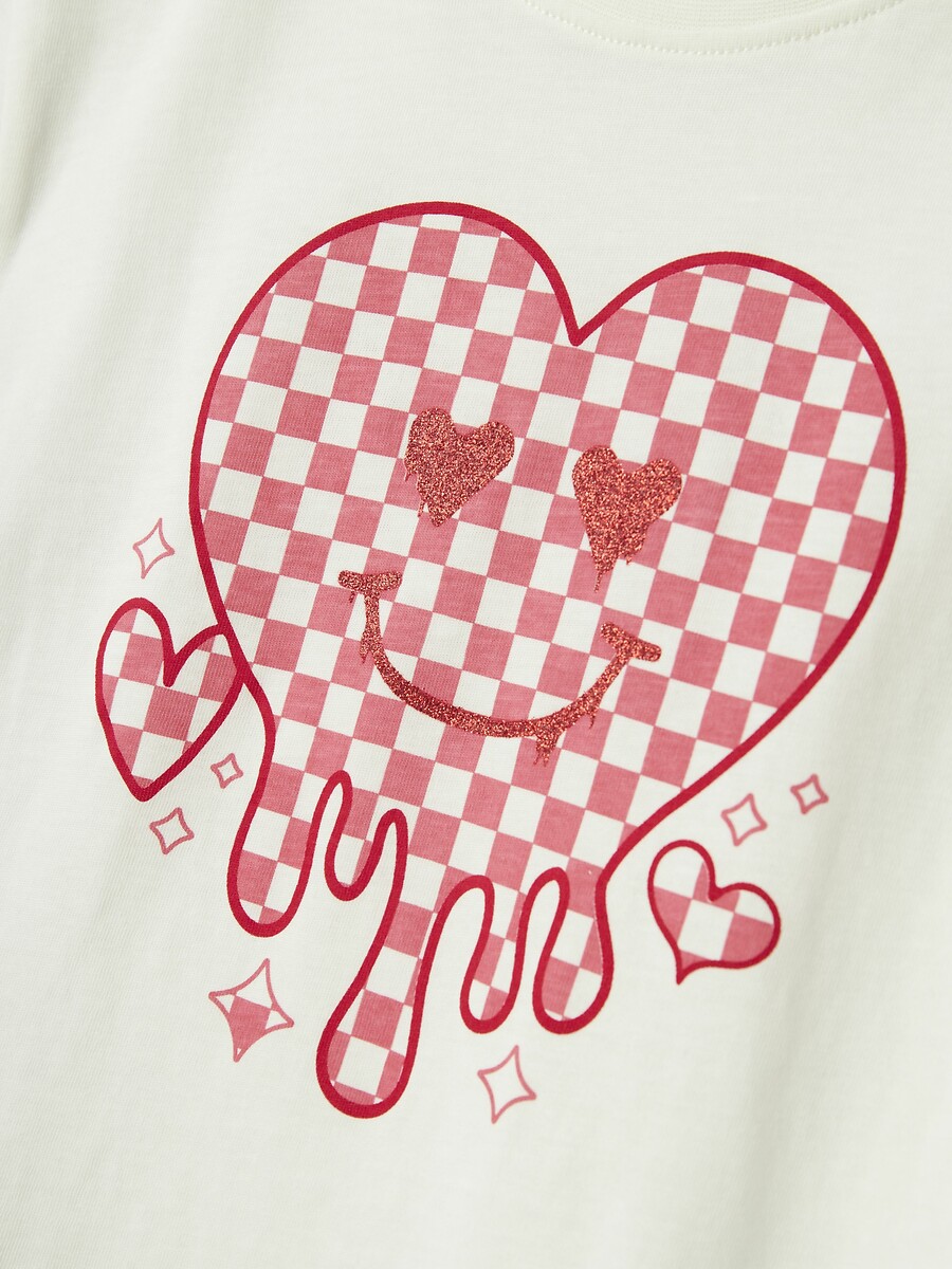 Nomeie como quiser<br>Camiseta de manga curta com estampa na frente