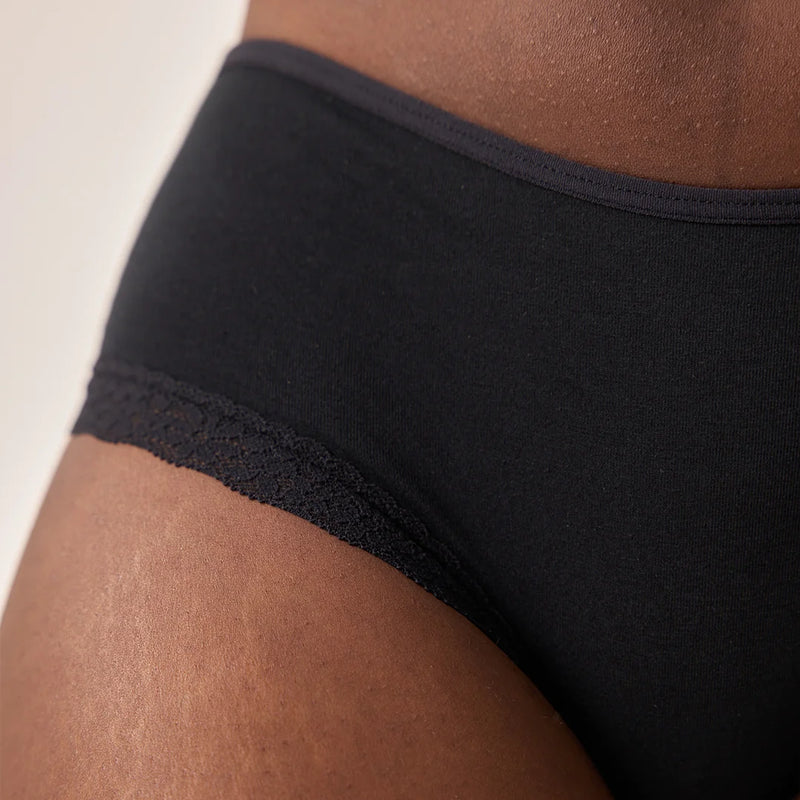 Hipster Panties mit Spitze leg lace aus Bio-Baumwolle Schwarz