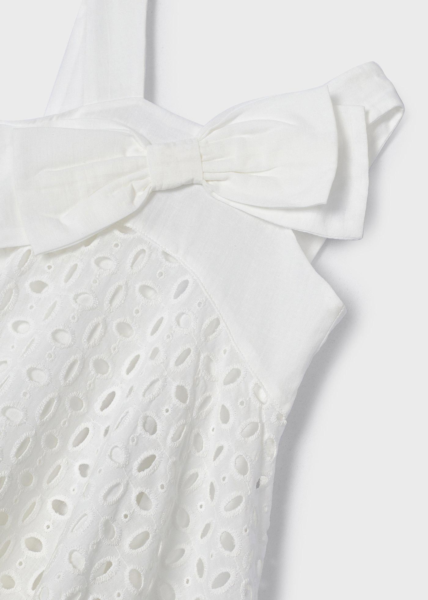 Vestido de algodão perfurado para meninas