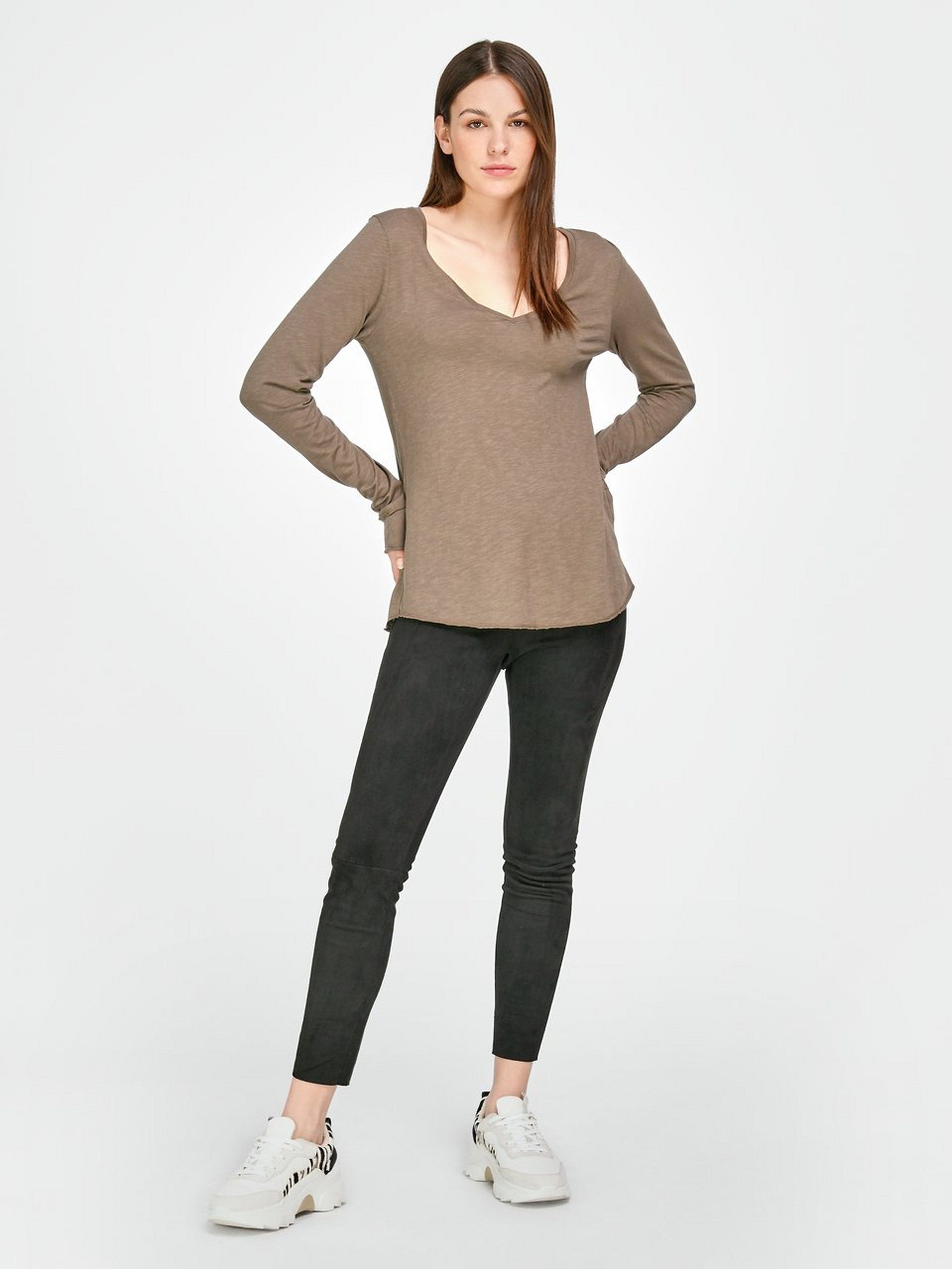 V-Shirt