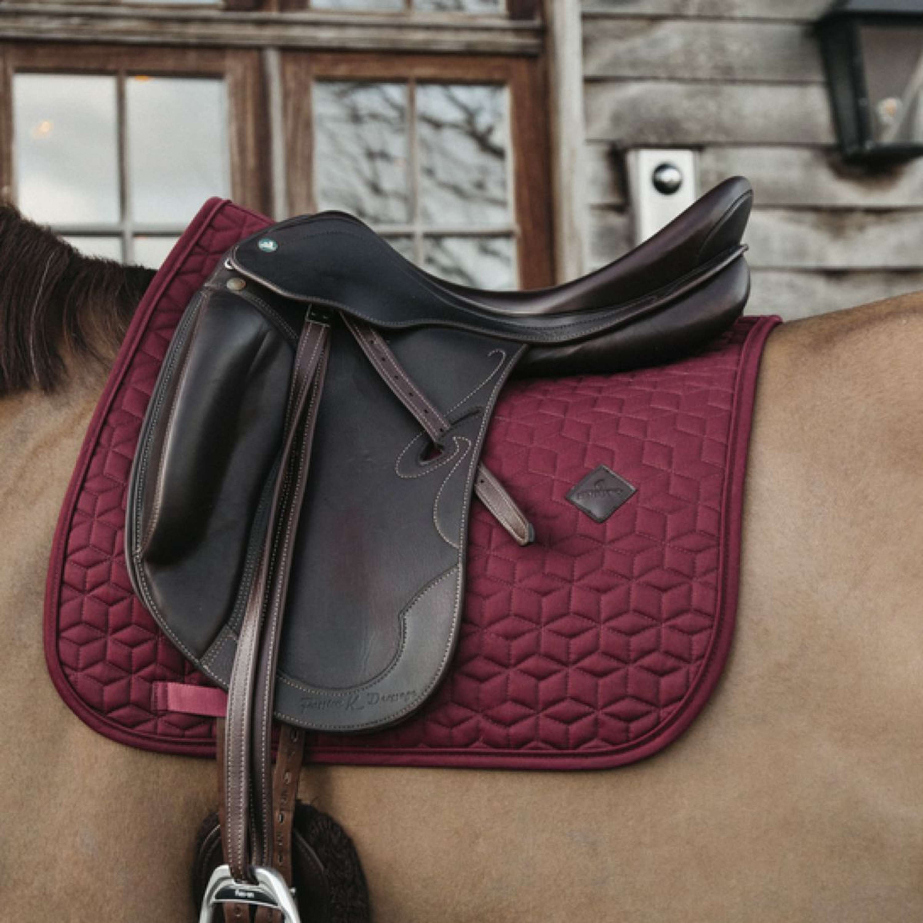 Kentucky Zadeldekje Classic Dressuur Bordeaux