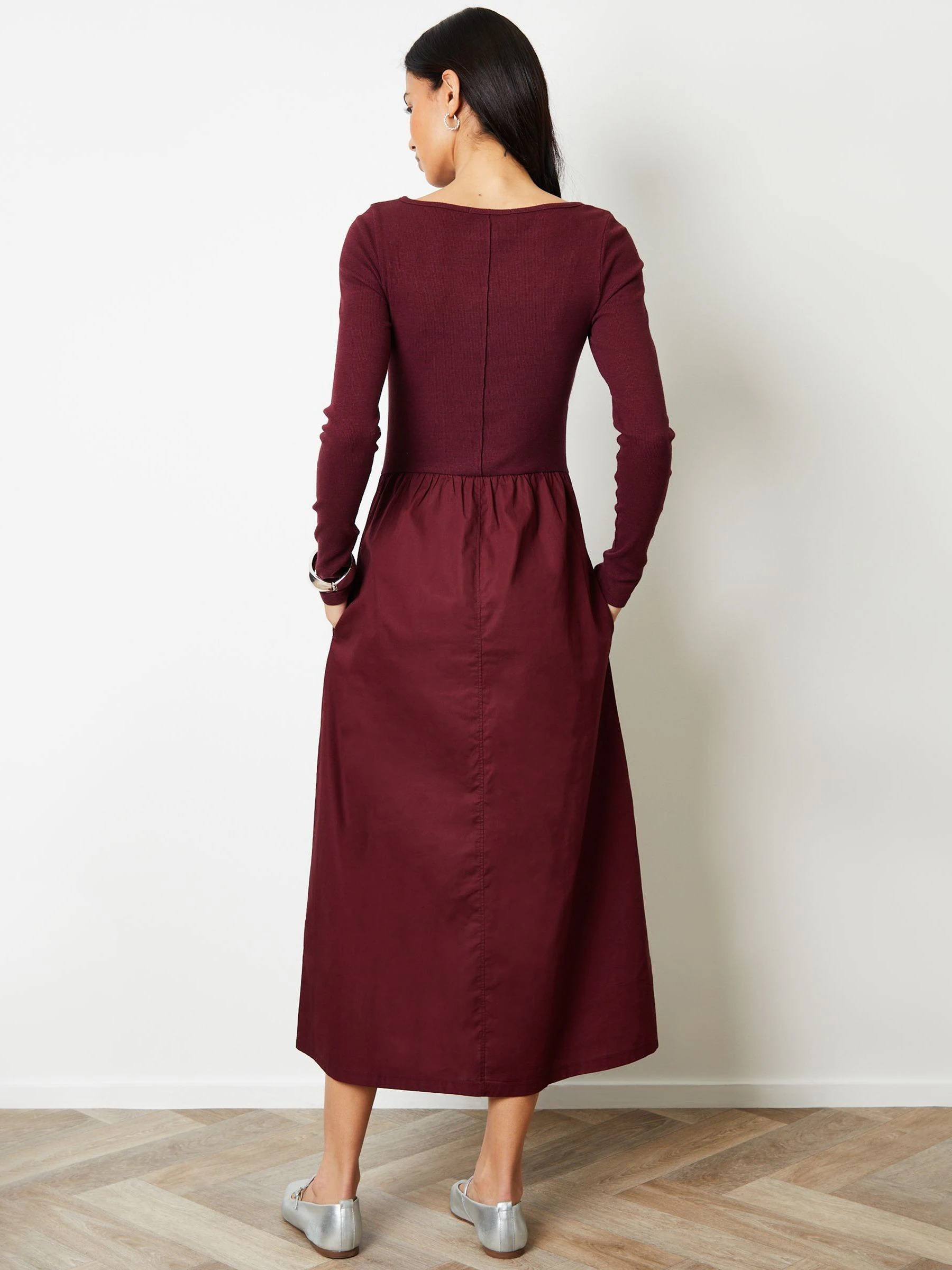 Rood - Threadbare 2-in-1 Jersey Poplin Mix jurk met schuine hals en lange mouwen