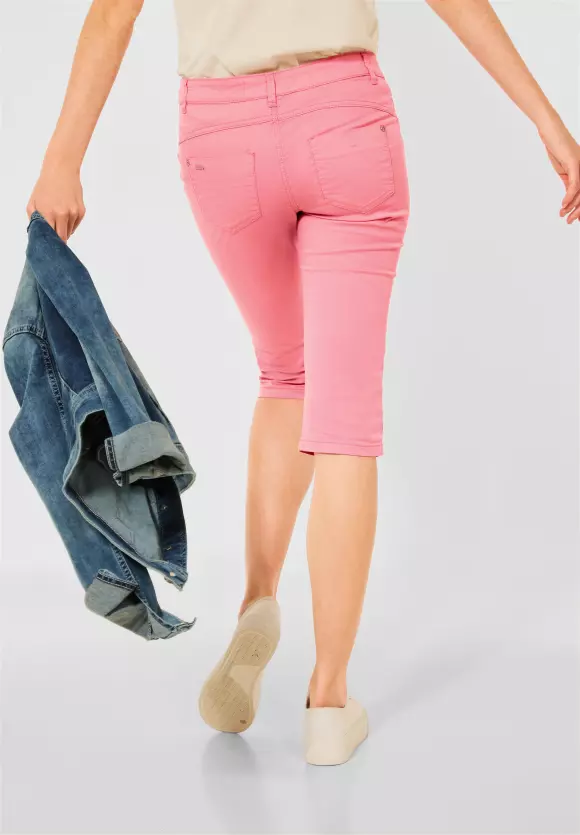 Casual Fit Bermuda - soft coral