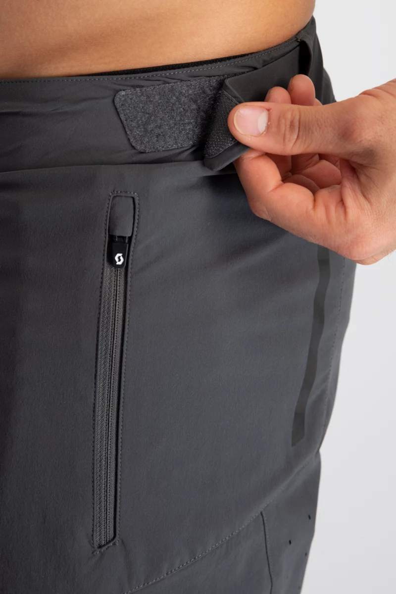 SCOTT Endurance + Herren Bikeshort