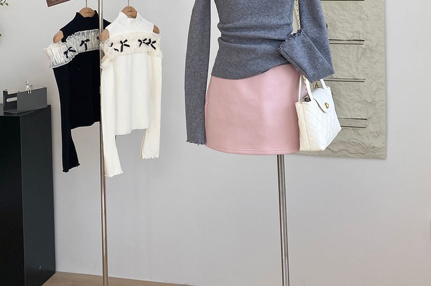 DIYI - Gebreide top met lange mouwen, off-shoulder, nephals en strikaccent