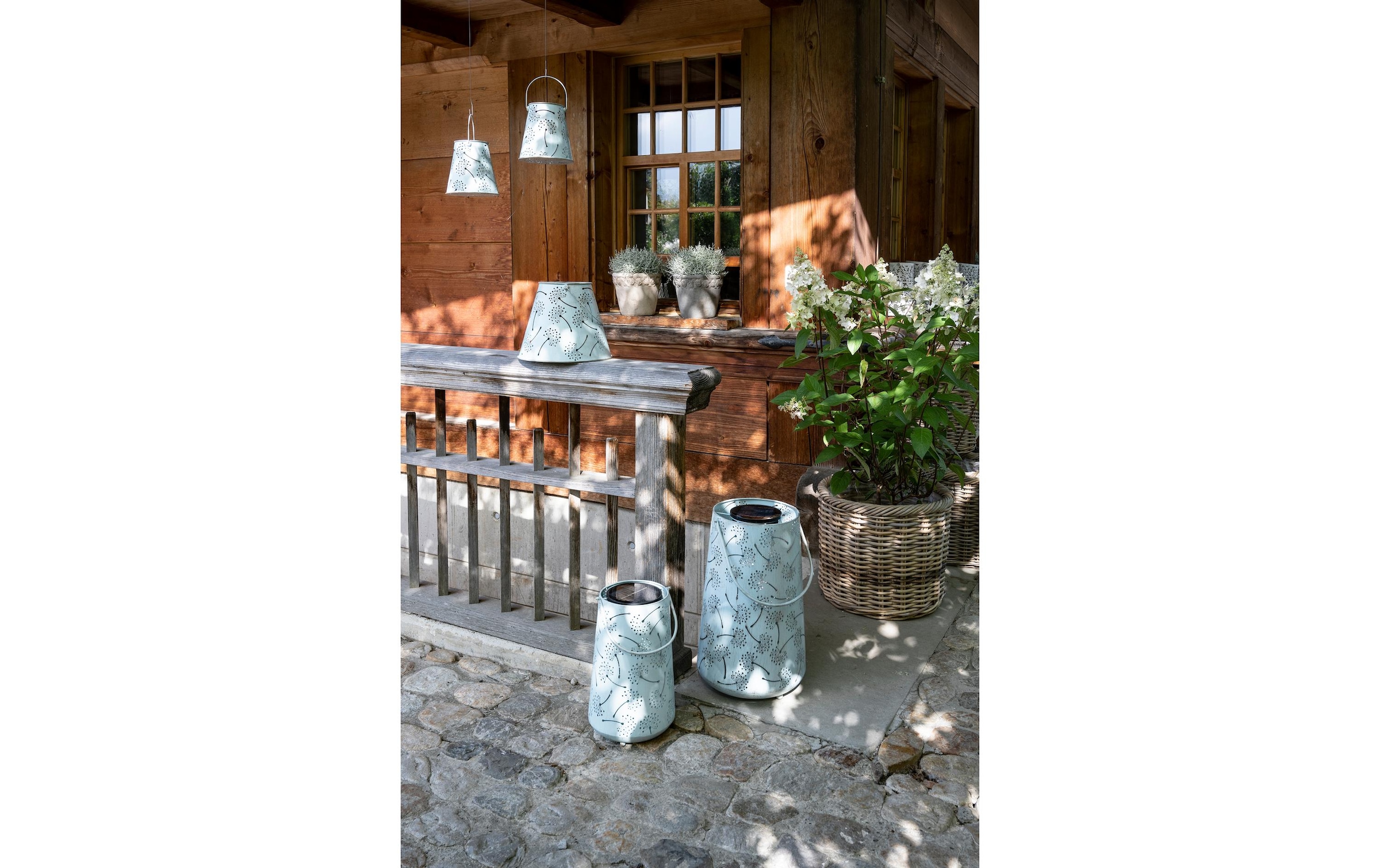 STT LED Gartenleuchte »Solar Antic Dandelion 32.5 cm Hellblau«