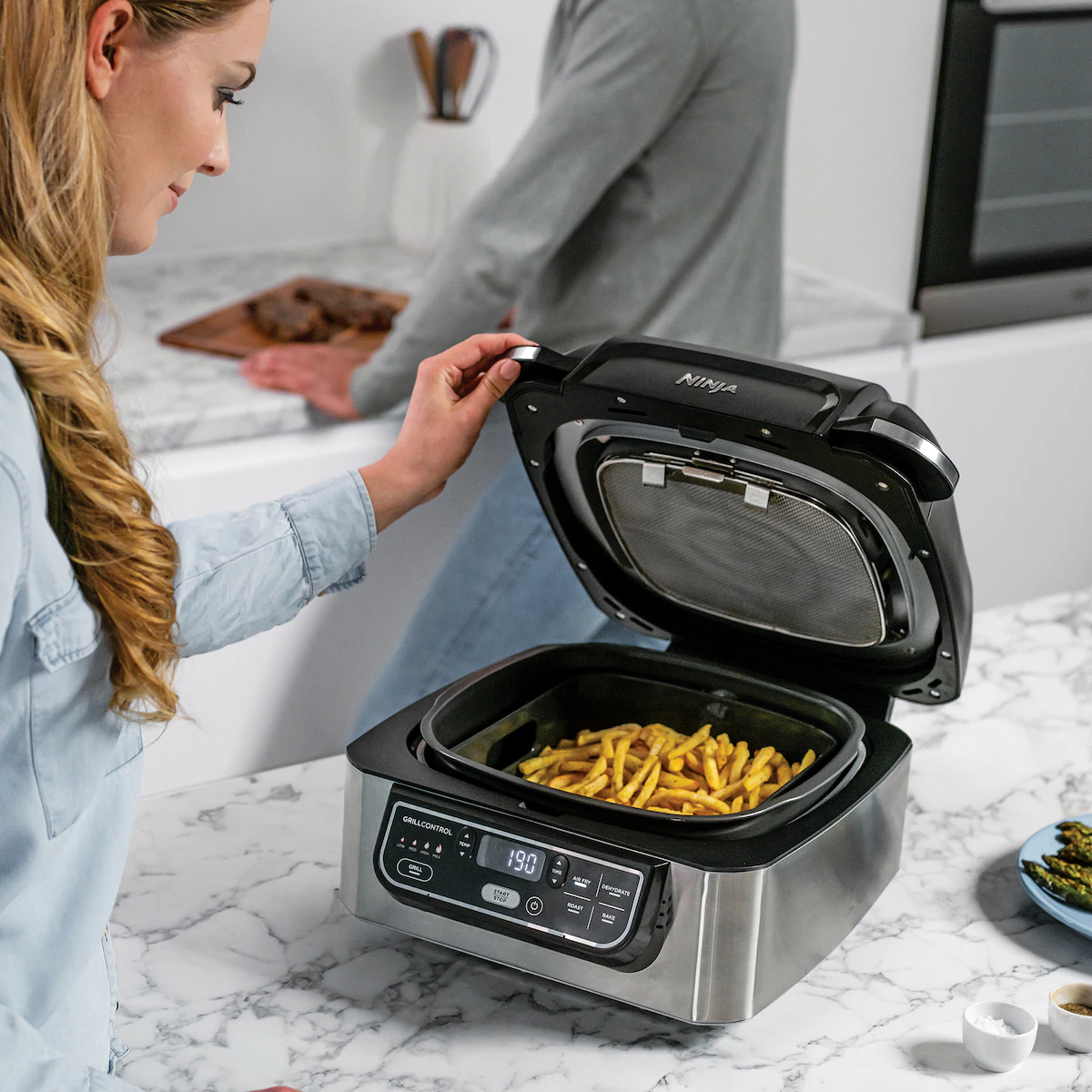 Ninja Foodi elektrisk grill og airfryer AG301EU
