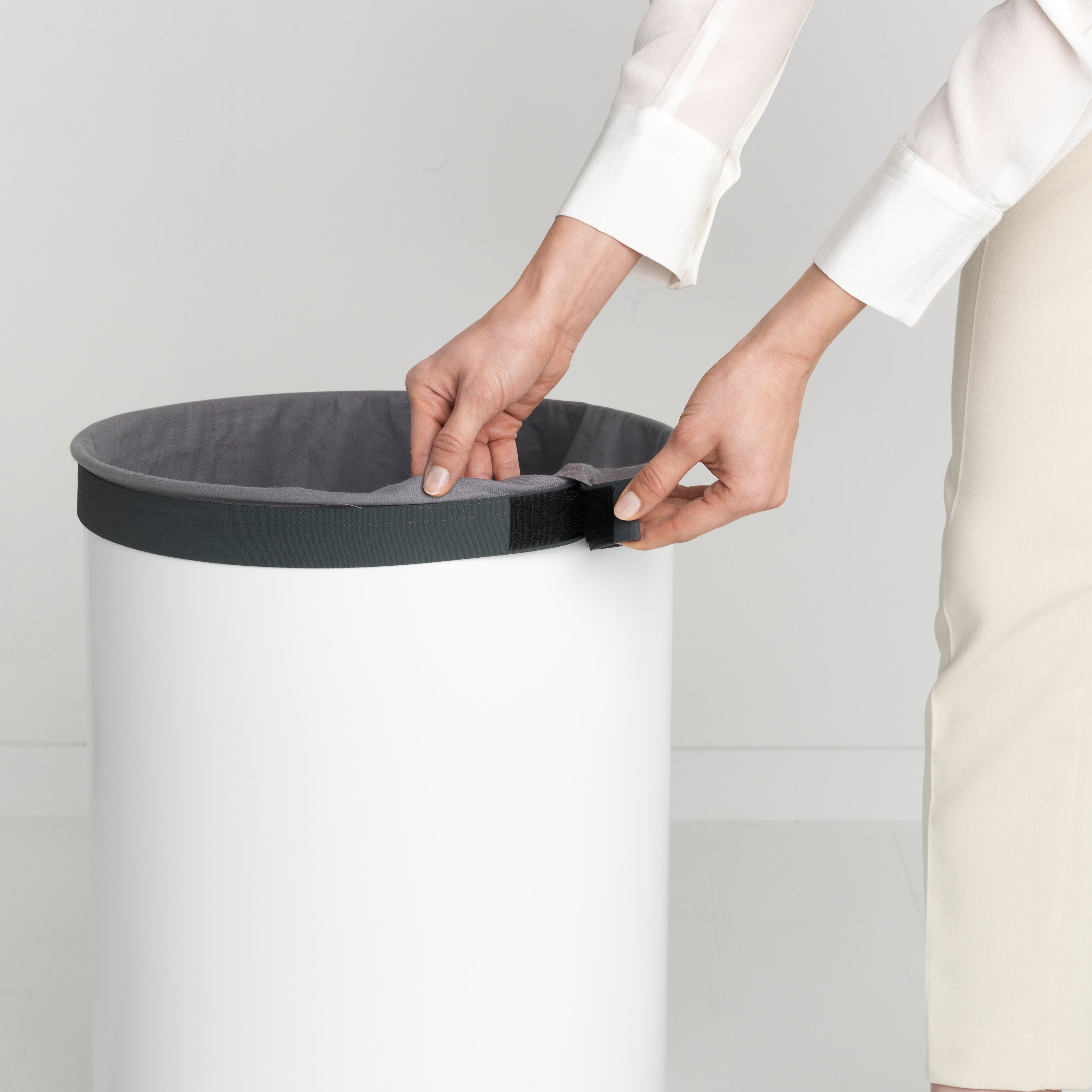 Brabantia Wasbox 60 L - Wit / Dark Grey