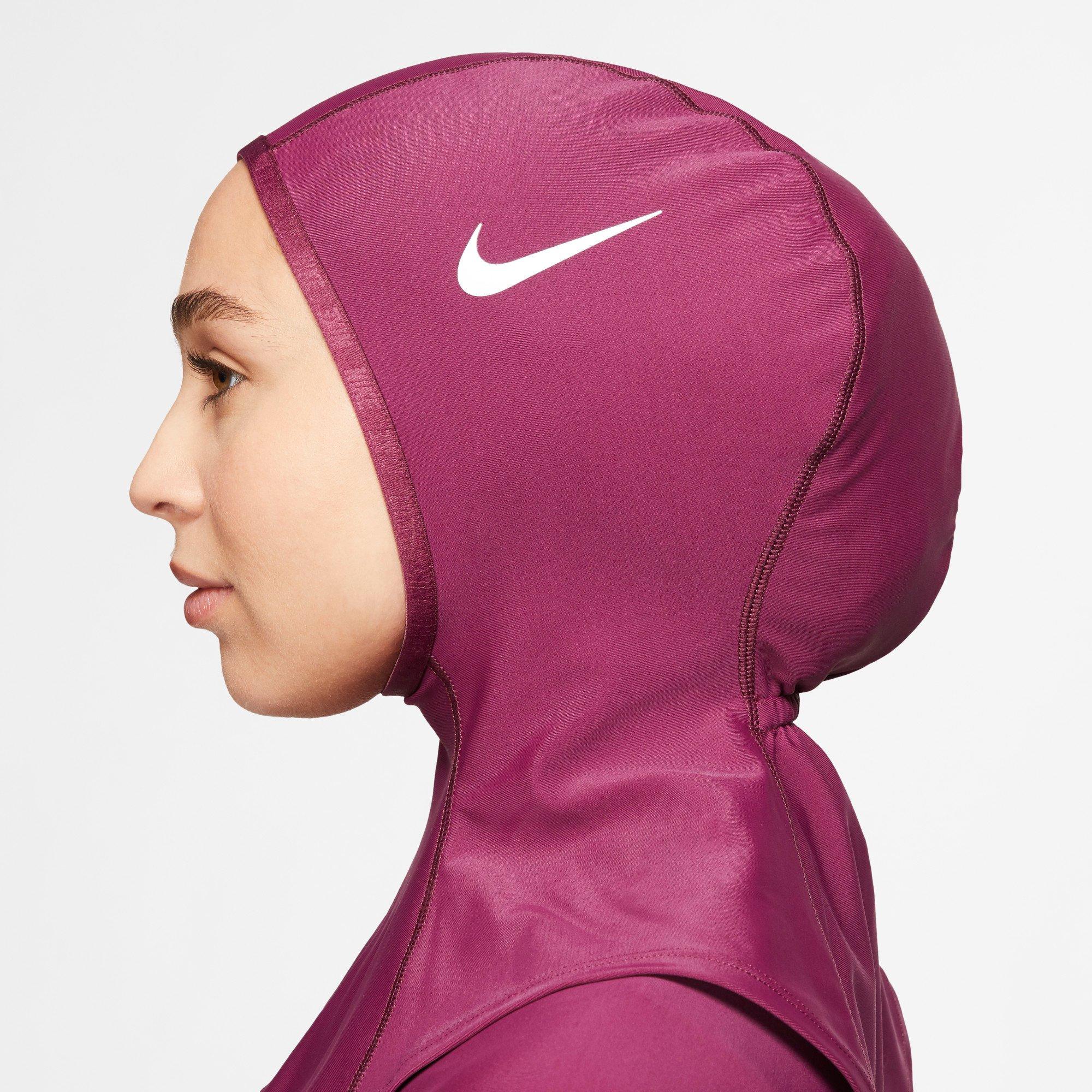 Nike Victory Essential Swim Hijab