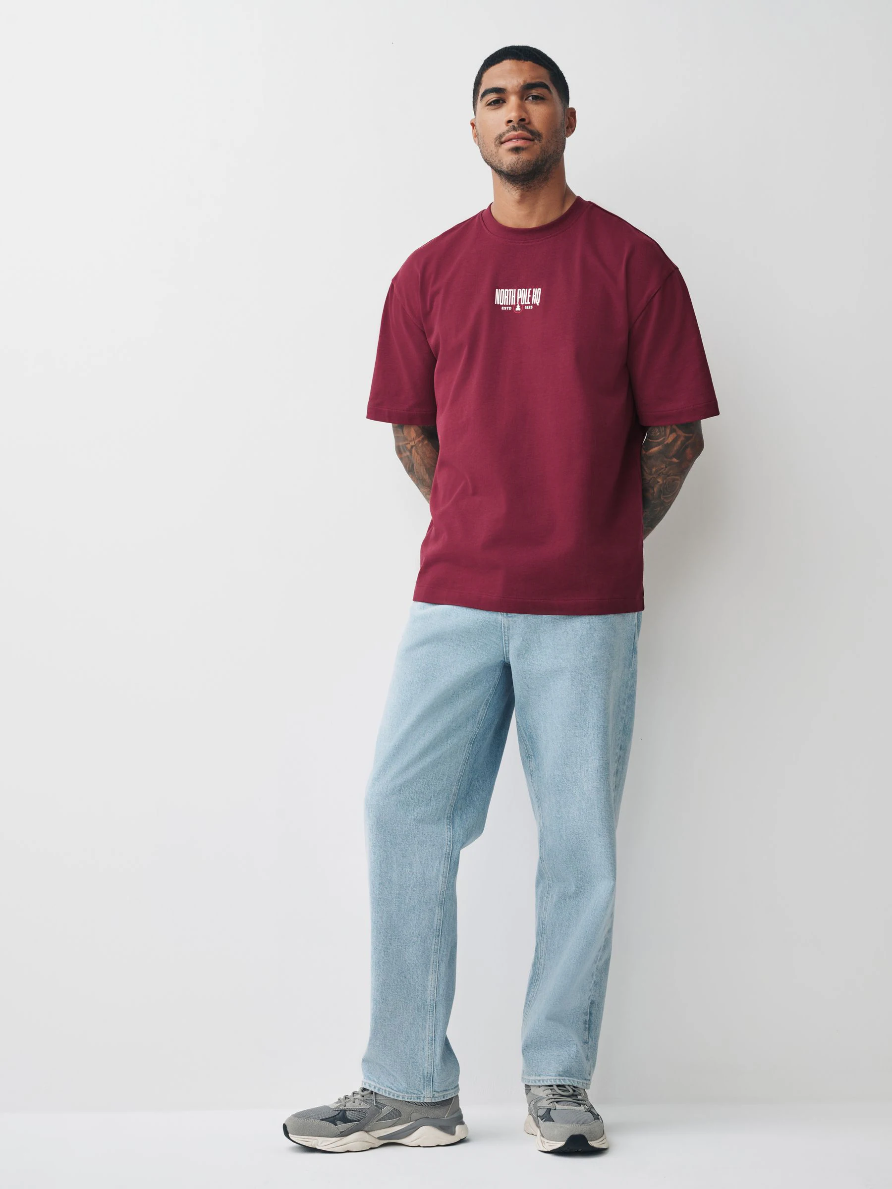 Bordeauxrode tekst - Relaxed fit - Kerst T-shirt