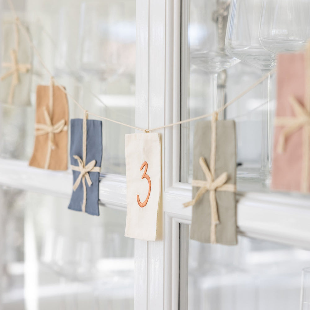 Køb Sebra Birthday Bunting Gifts Numbers