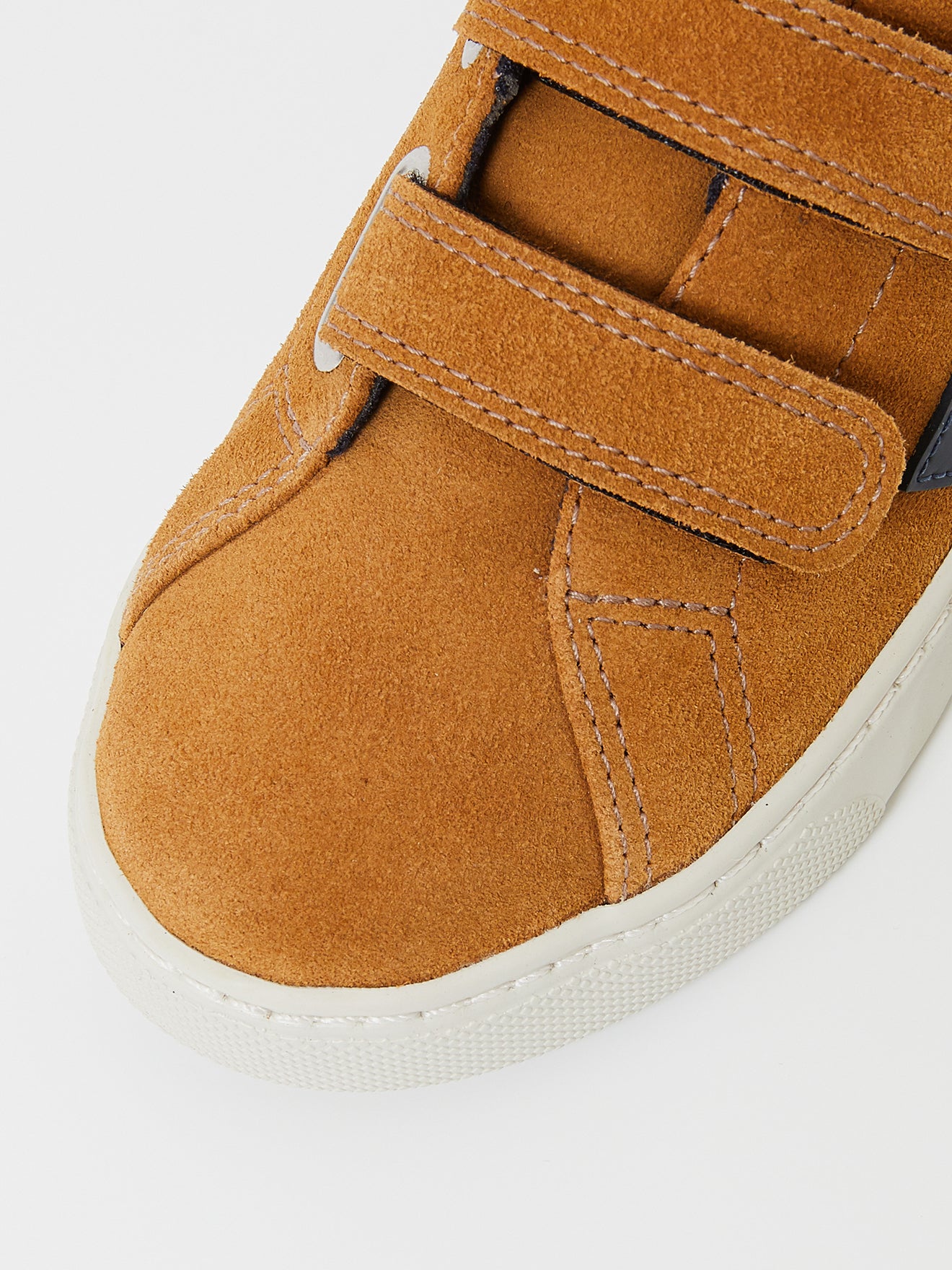 BASKETS VEJA ENFANT EN CUIR